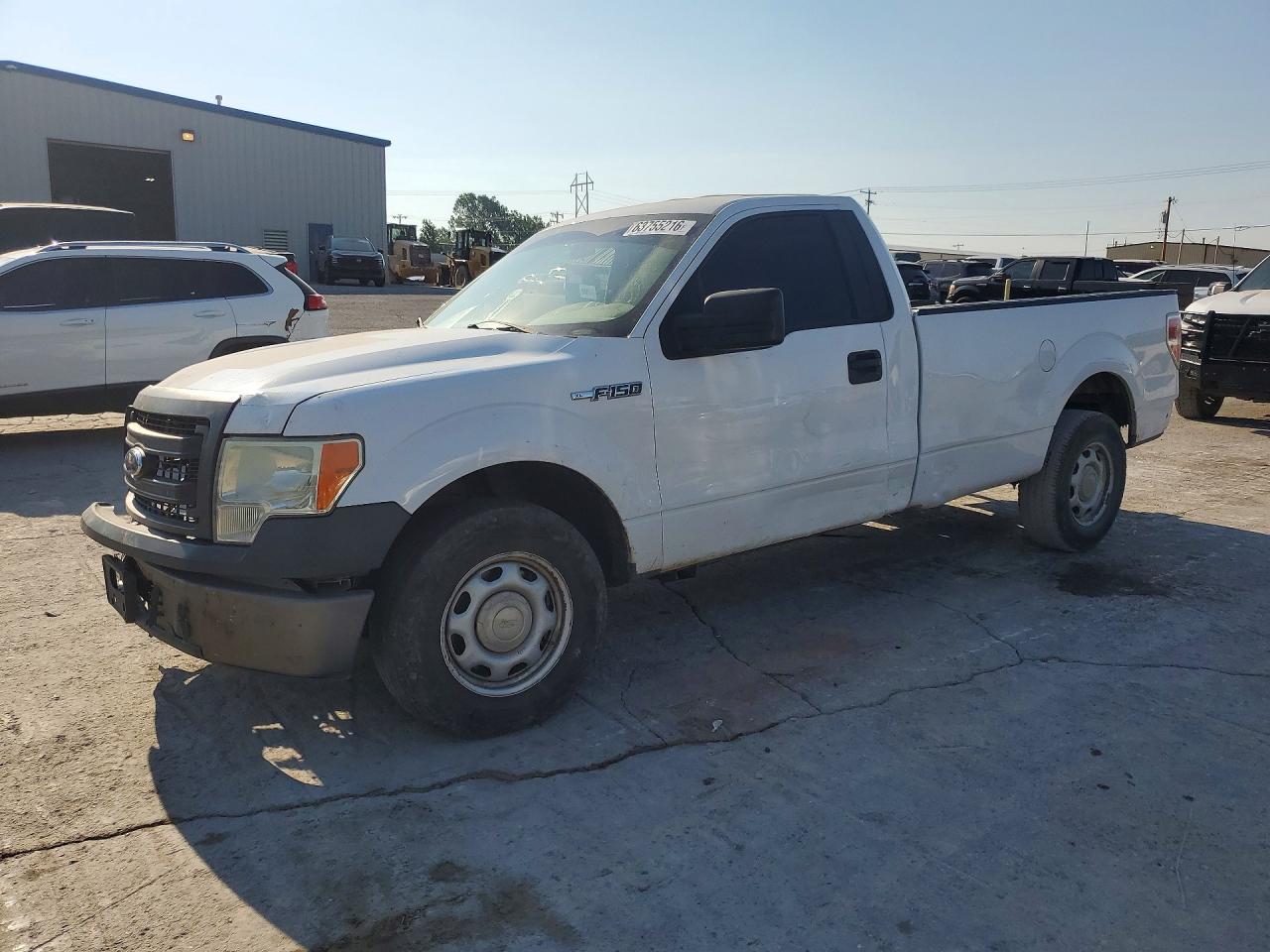 2014 Ford F150 White vin: 1FTMF1CM2EKG07016