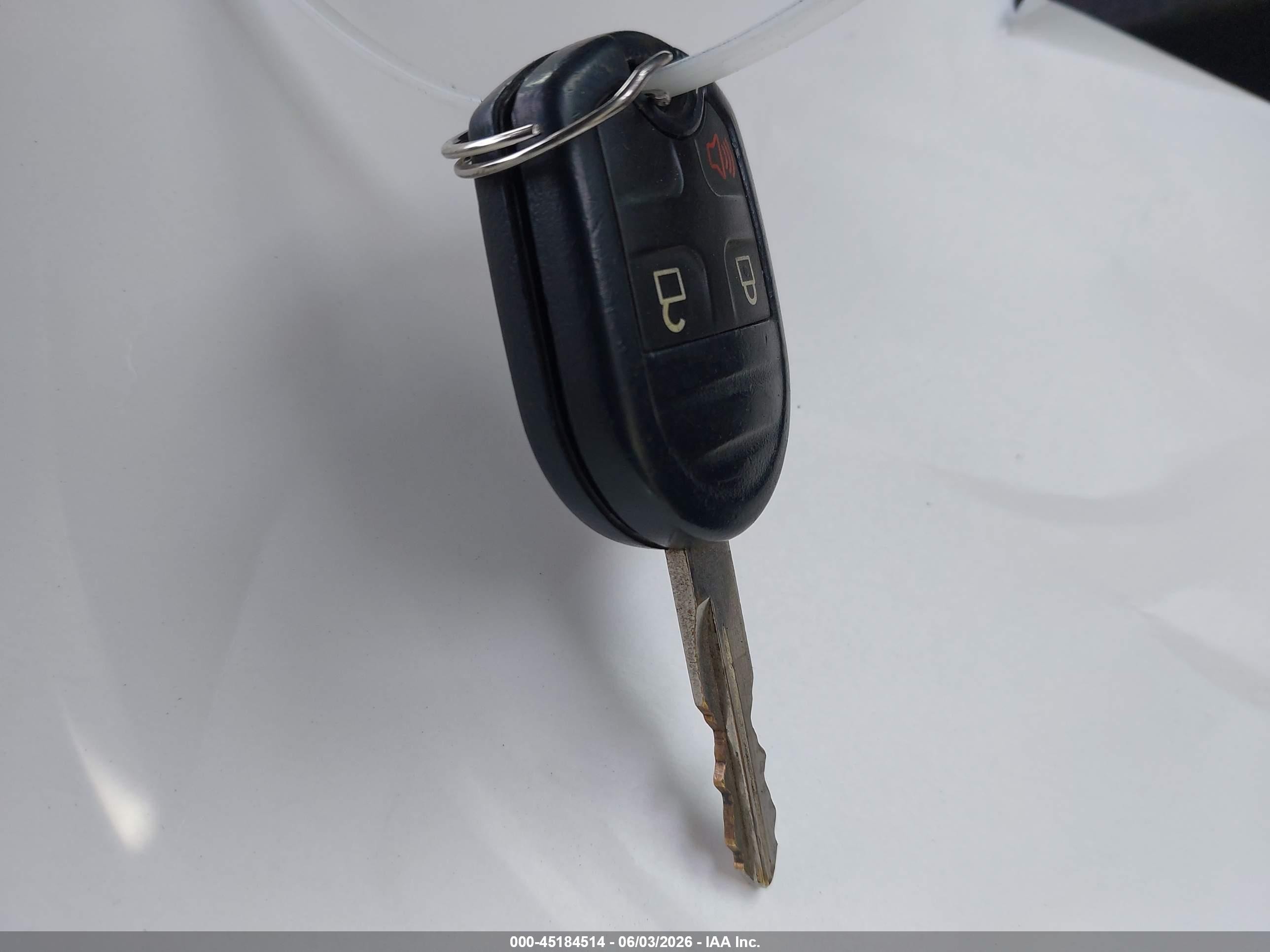 2014 Ford F-150 Xl White vin: 1FTMF1CM2EKG10479