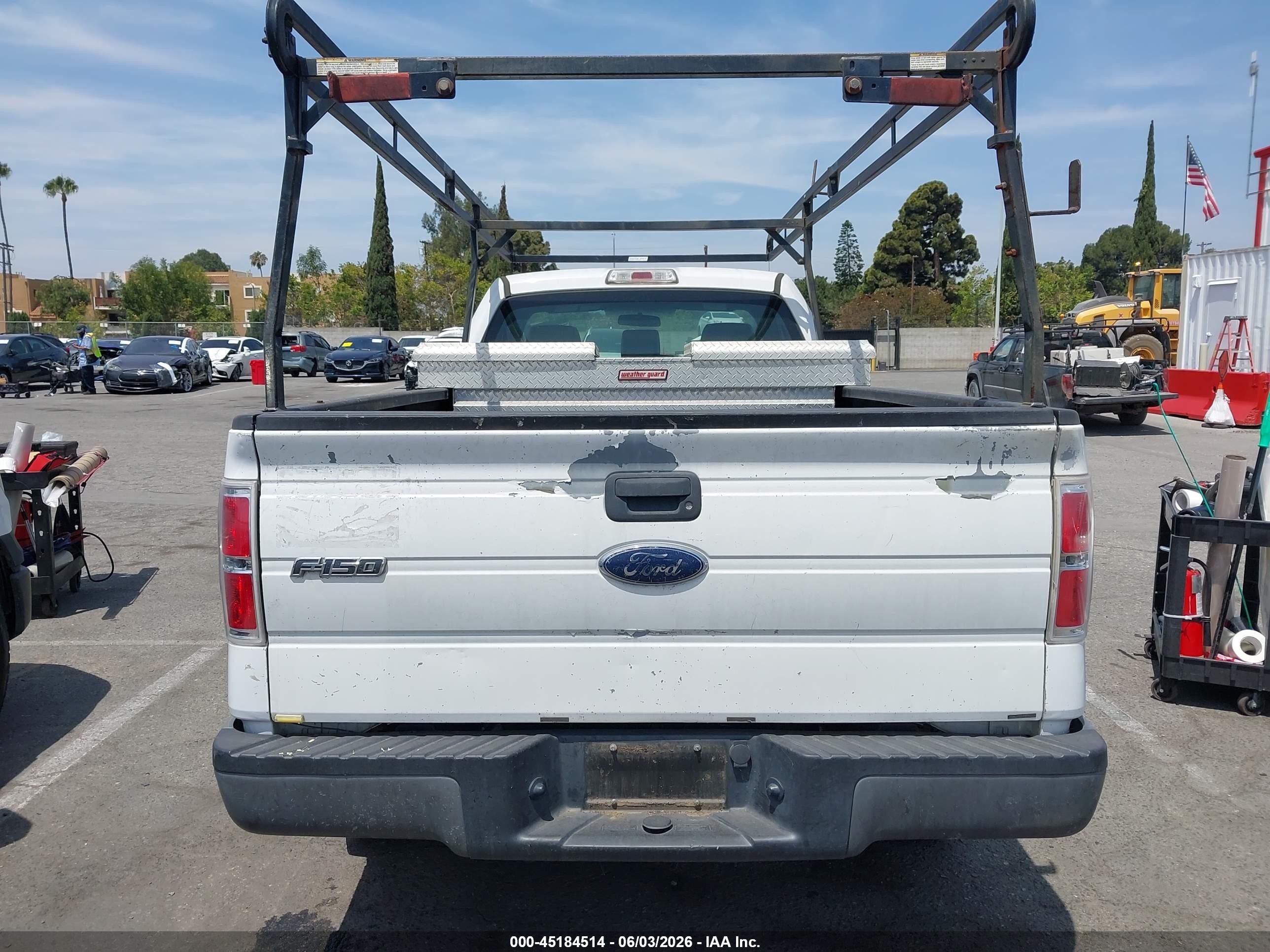 2014 Ford F-150 Xl White vin: 1FTMF1CM2EKG10479