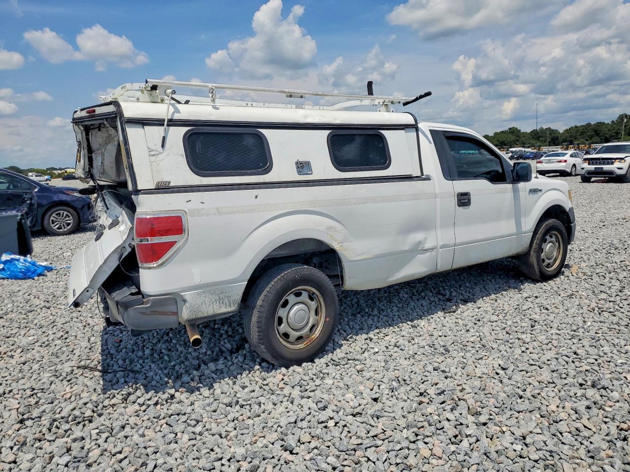 2011 Ford F150 White vin: 1FTMF1CM3BKD53215