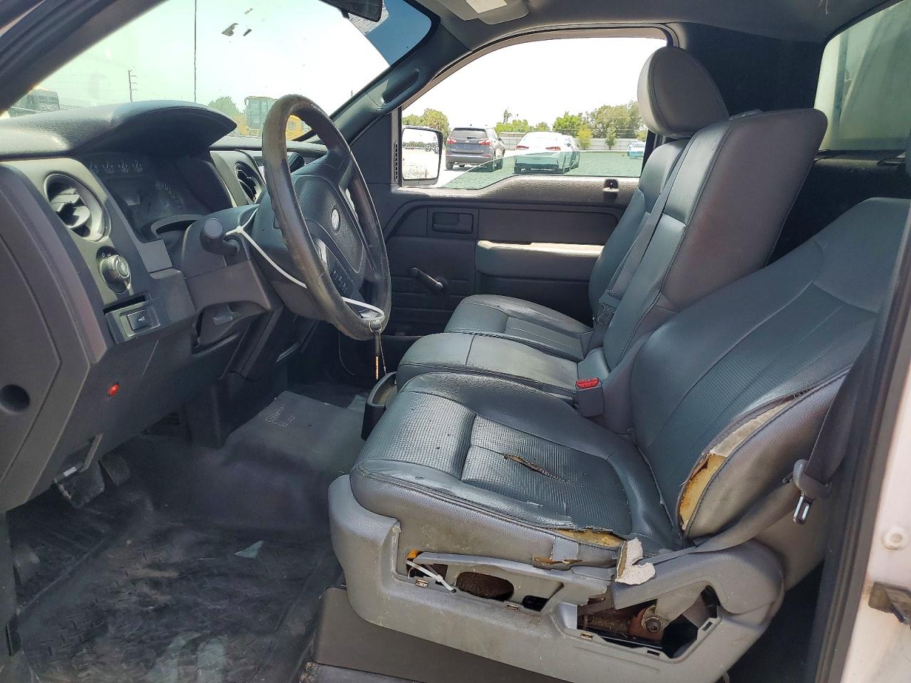 2011 Ford F150 White vin: 1FTMF1CM3BKD53215