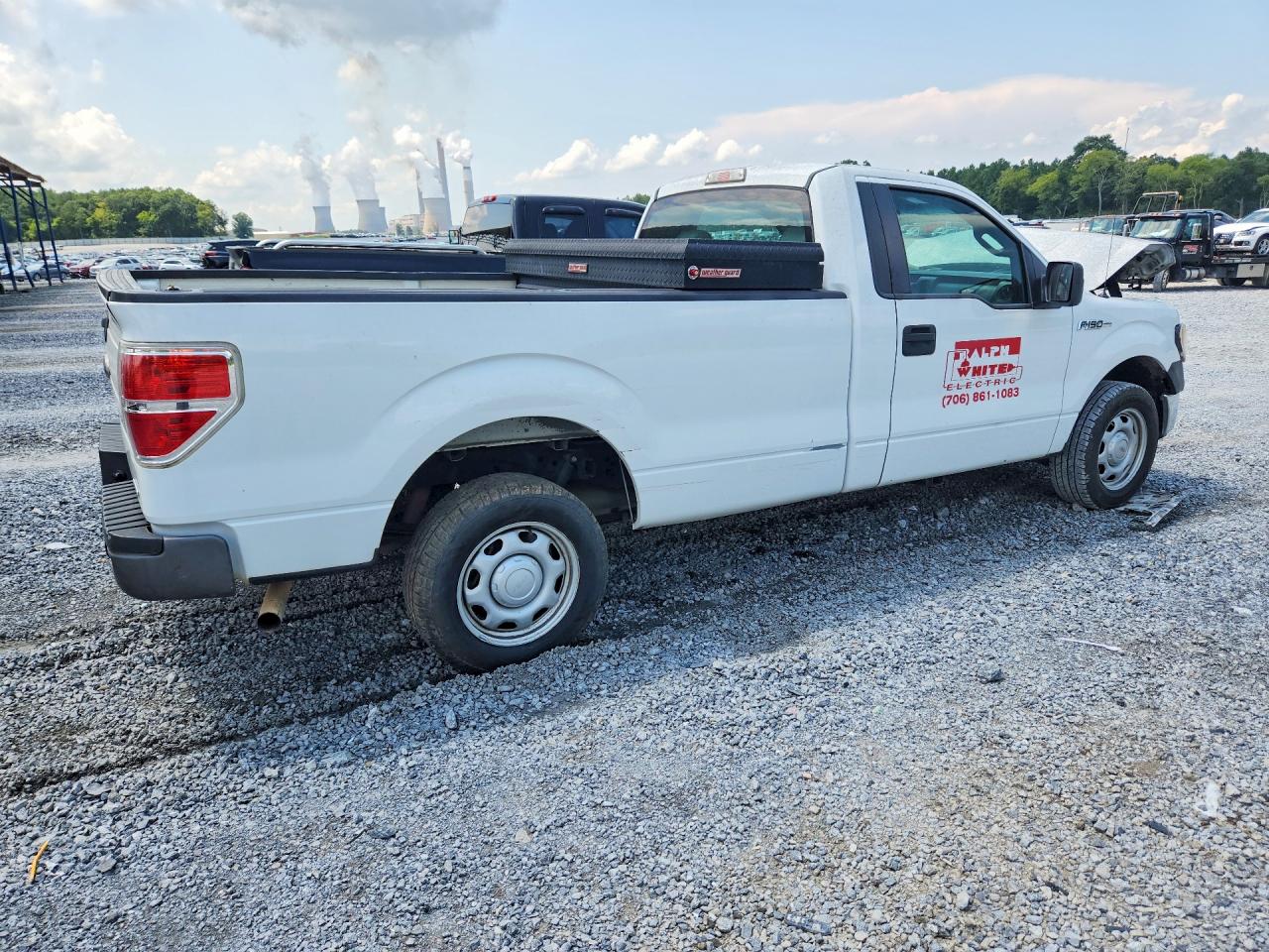 2012 Ford F150 White vin: 1FTMF1CM3CKD67276