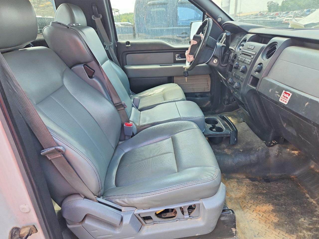 2012 Ford F150 White vin: 1FTMF1CM3CKD67276