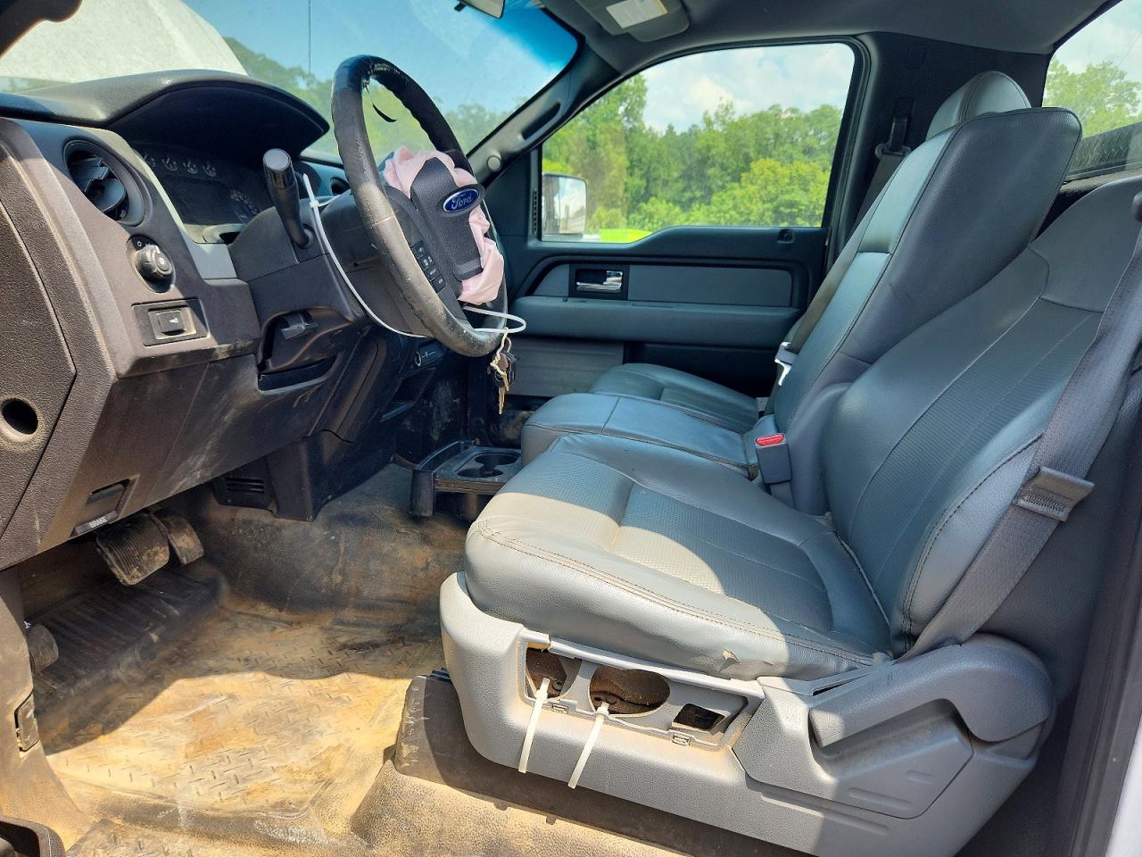 2012 Ford F150 White vin: 1FTMF1CM3CKD67276
