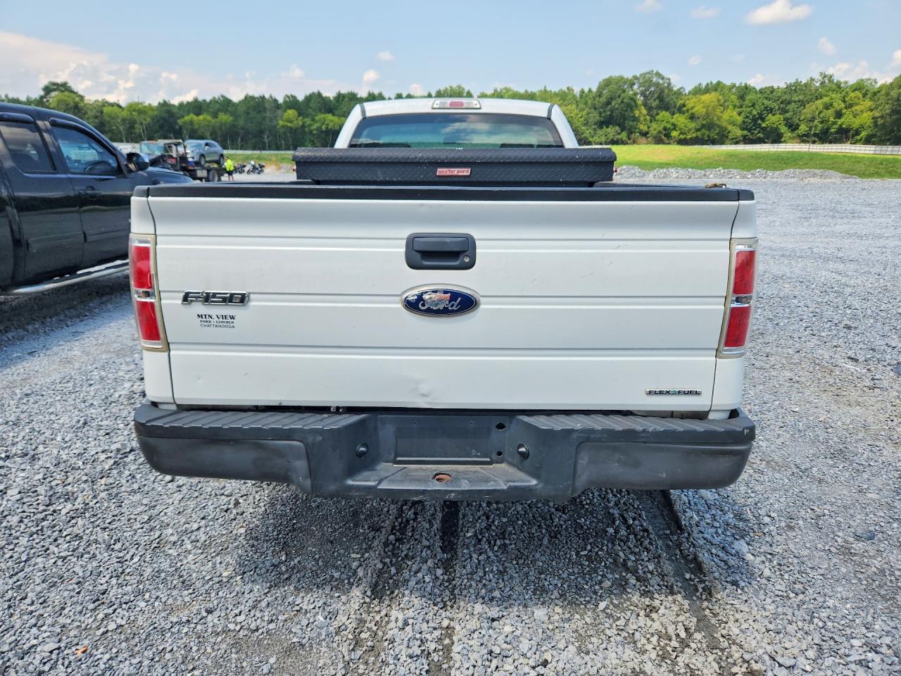 2012 Ford F150 White vin: 1FTMF1CM3CKD67276