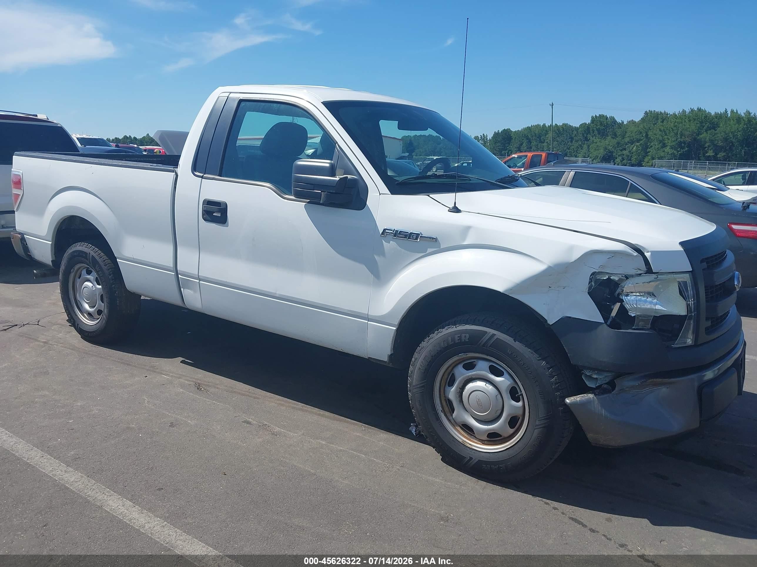 2013 Ford F-150 Xl White vin: 1FTMF1CM3DFC06453