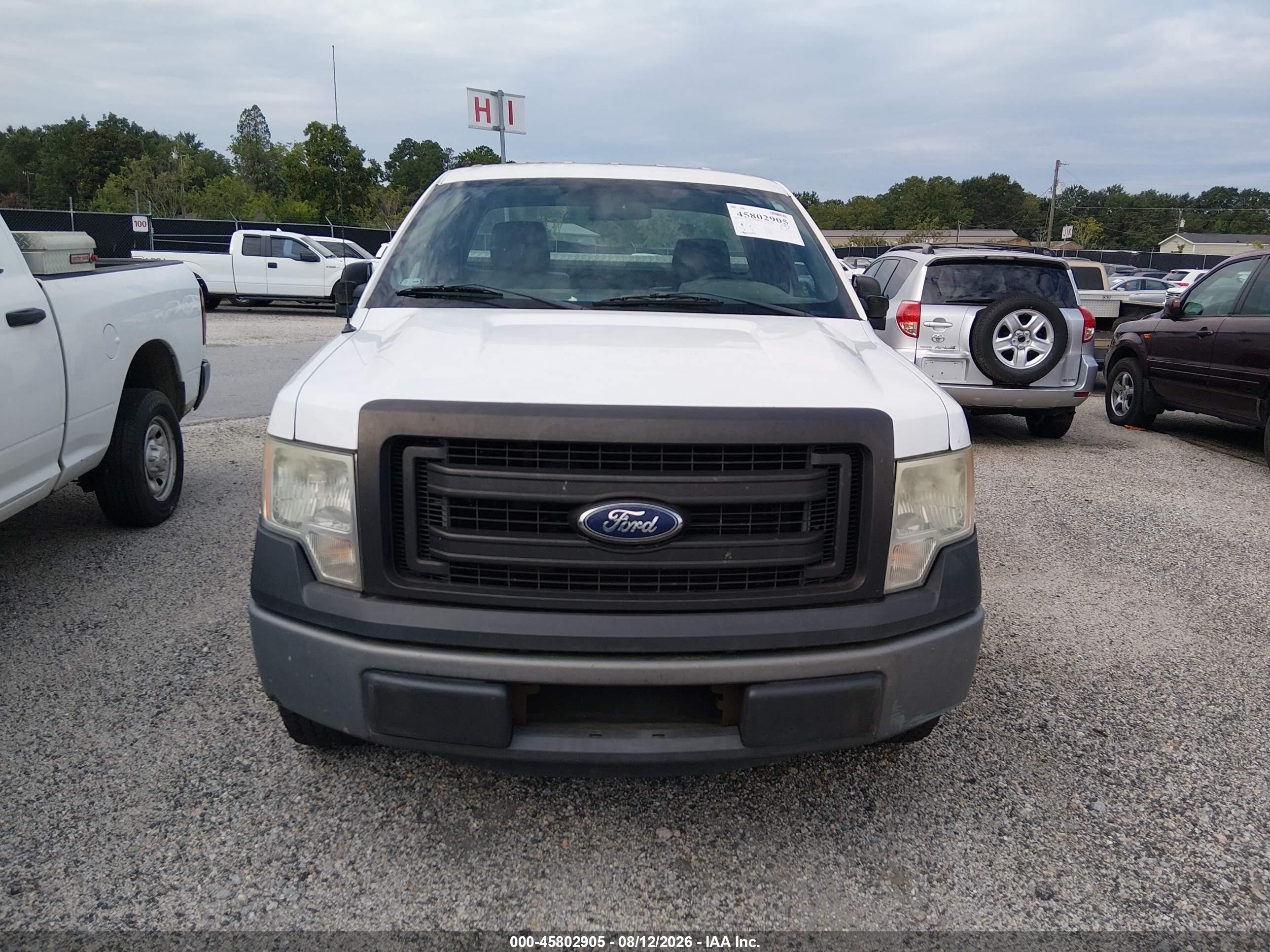 2013 Ford F-150 Xl White vin: 1FTMF1CM3DKE35528