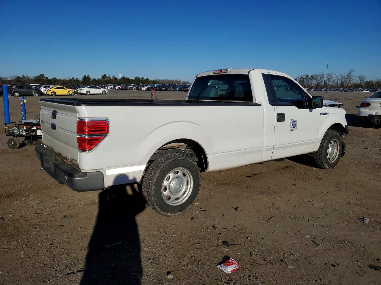 2014 Ford F150 White vin: 1FTMF1CM3EKF94387