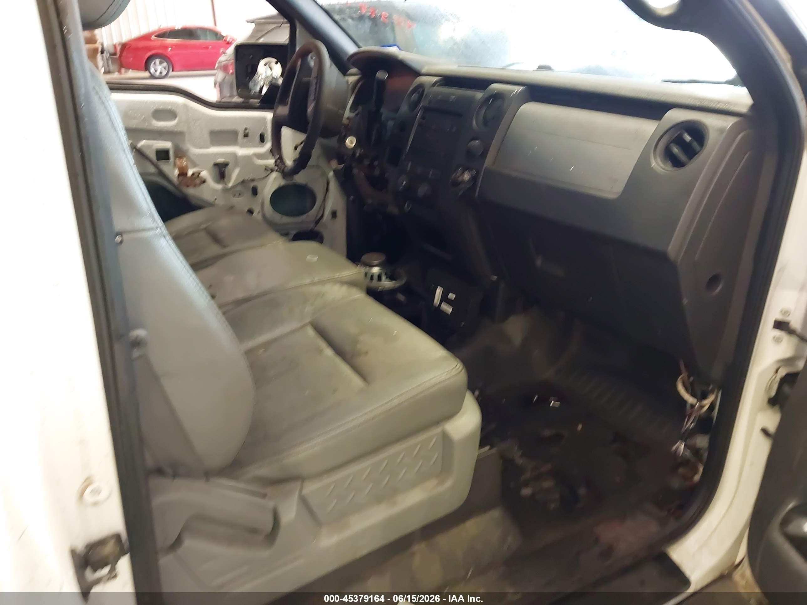 2011 Ford F-150 Xl White vin: 1FTMF1CM4BFD15842