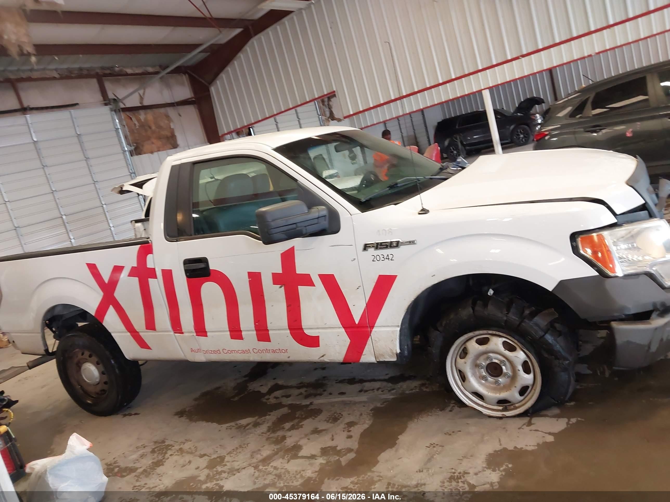 2011 Ford F-150 Xl White vin: 1FTMF1CM4BFD15842