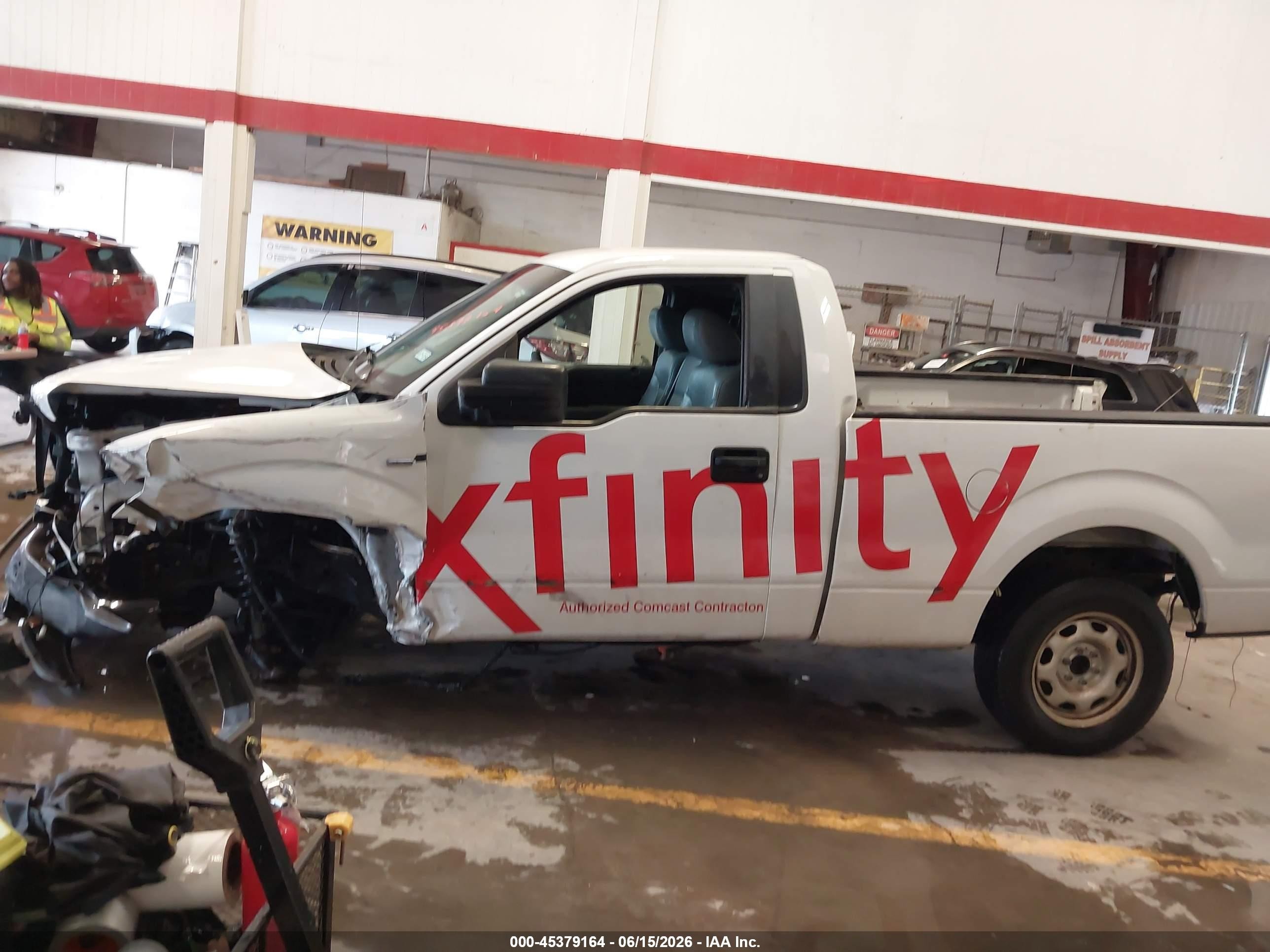 2011 Ford F-150 Xl White vin: 1FTMF1CM4BFD15842