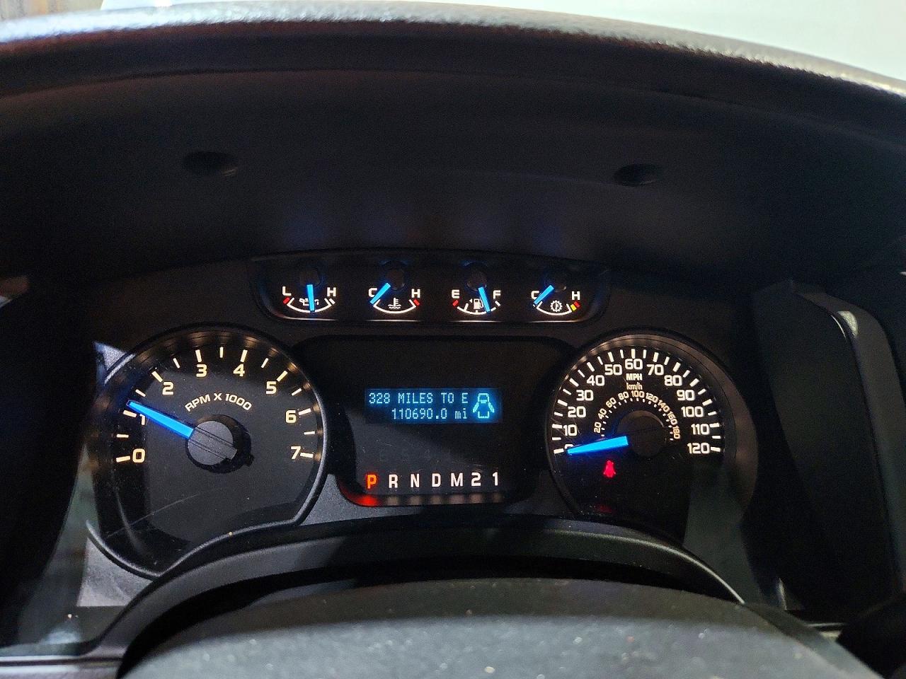 2011 Ford F150 White vin: 1FTMF1CM4BKD19879