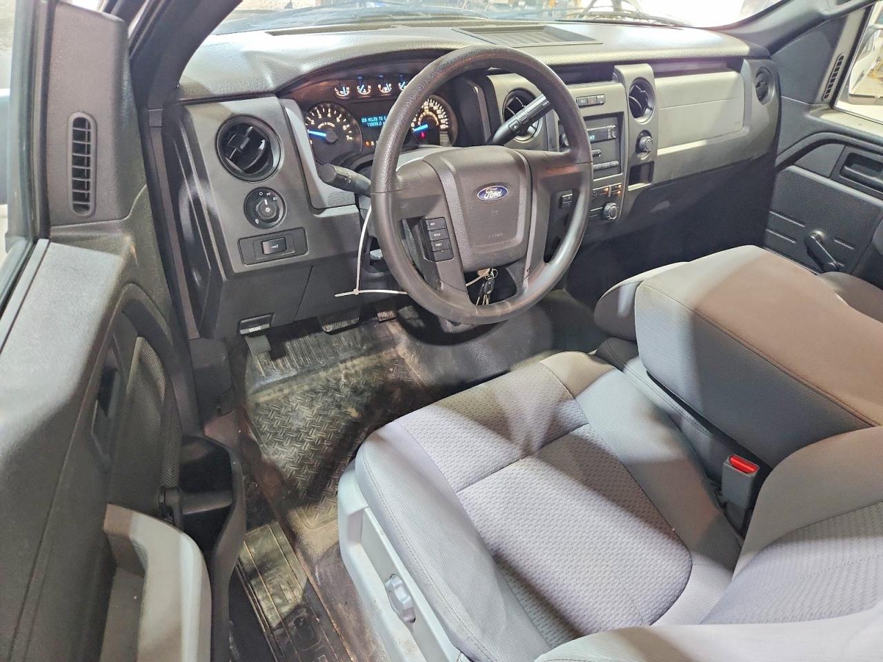 2011 Ford F150 White vin: 1FTMF1CM4BKD19879