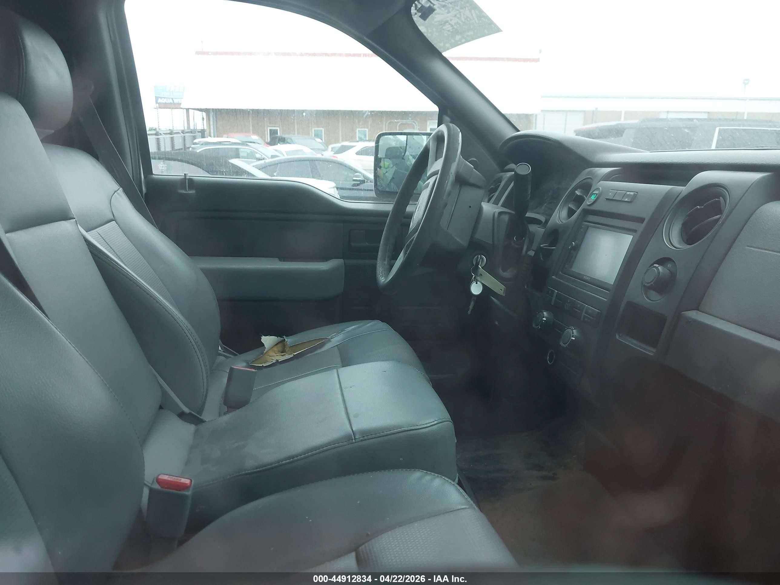 2012 Ford F-150 Xl White vin: 1FTMF1CM4CKD06681