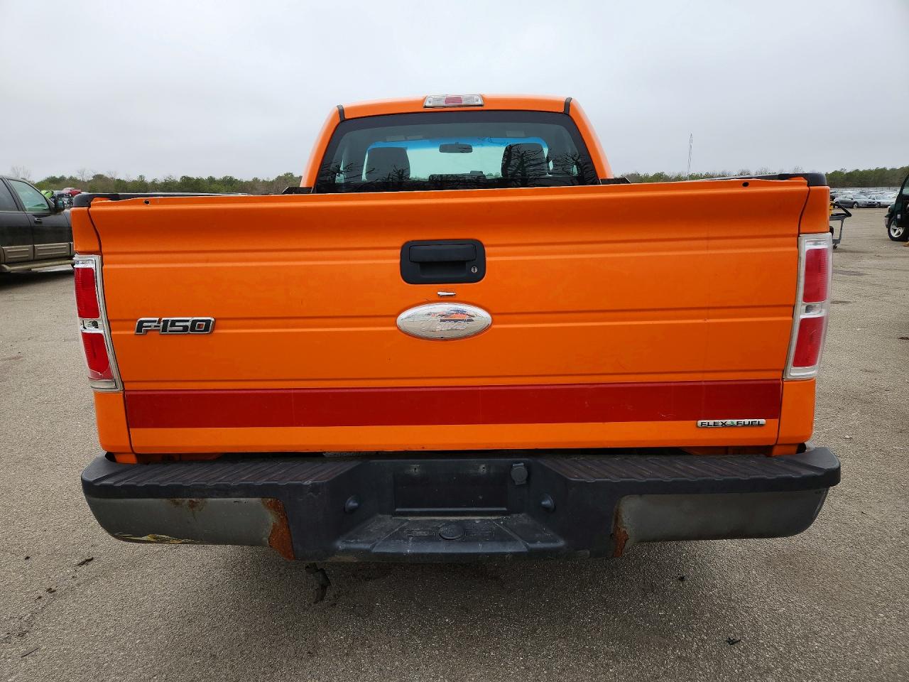 2012 Ford F150 Orange vin: 1FTMF1CM4CKD16627