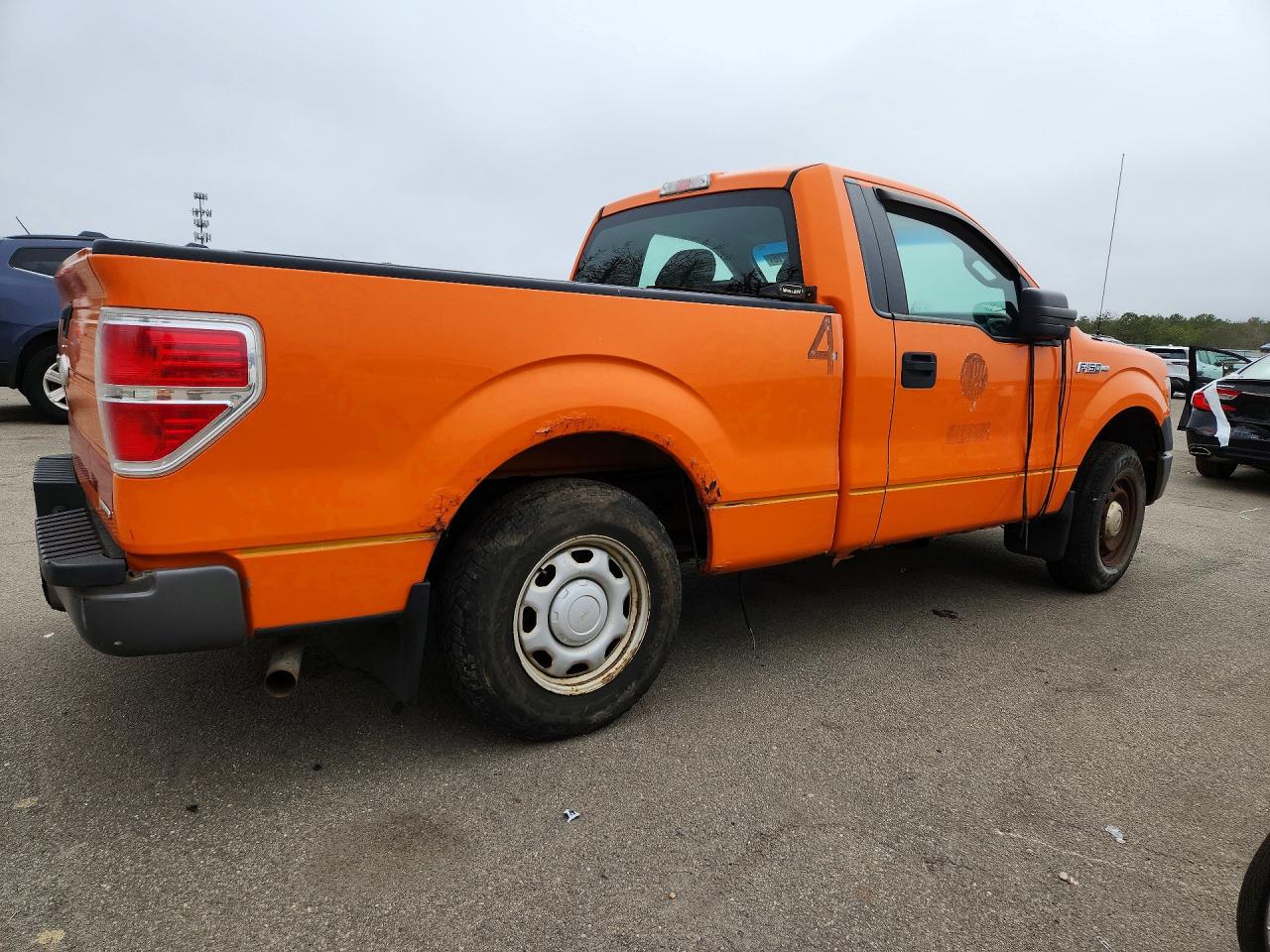 2012 Ford F150 Orange vin: 1FTMF1CM4CKD16627