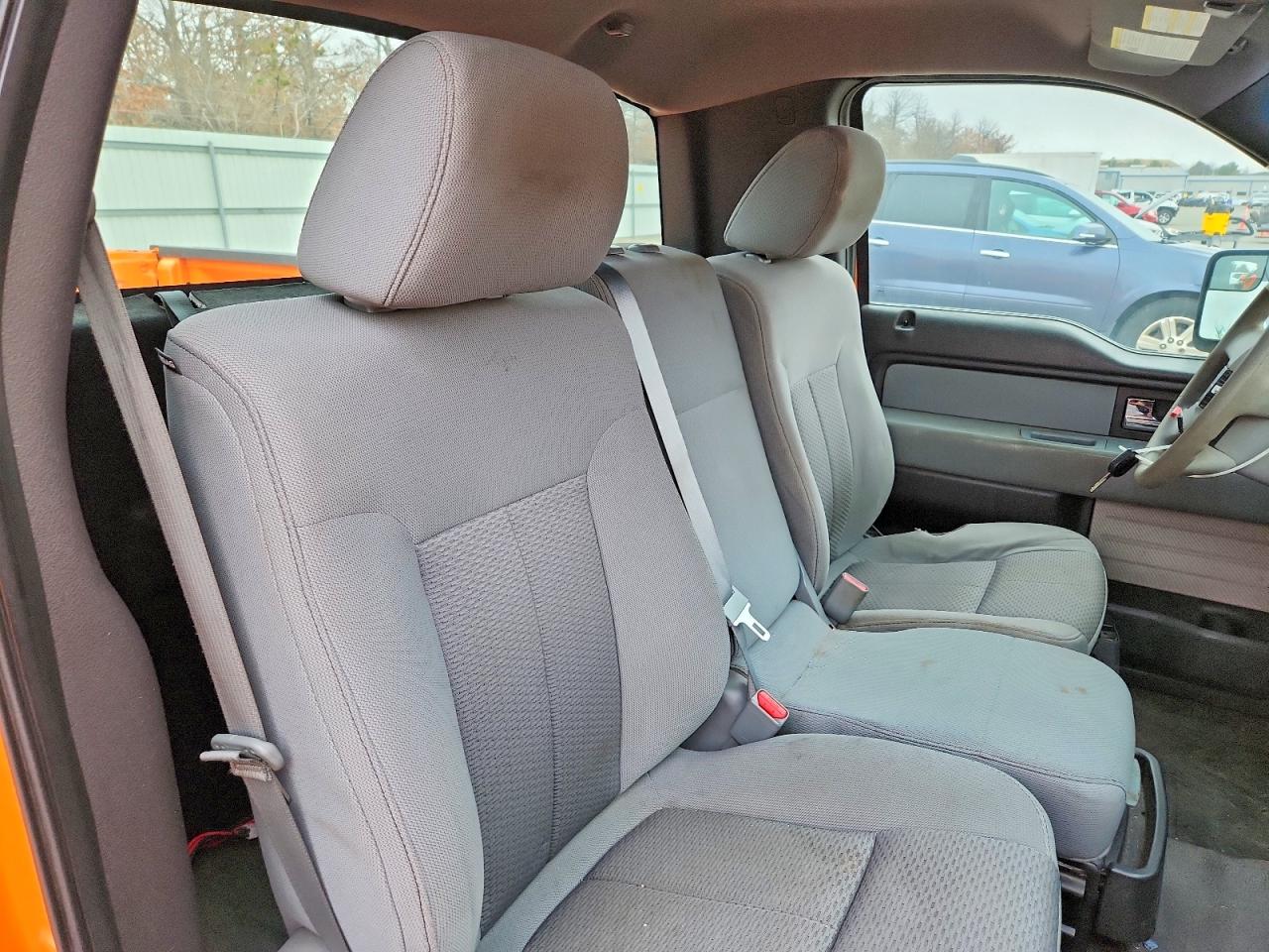 2012 Ford F150 Orange vin: 1FTMF1CM4CKD16627