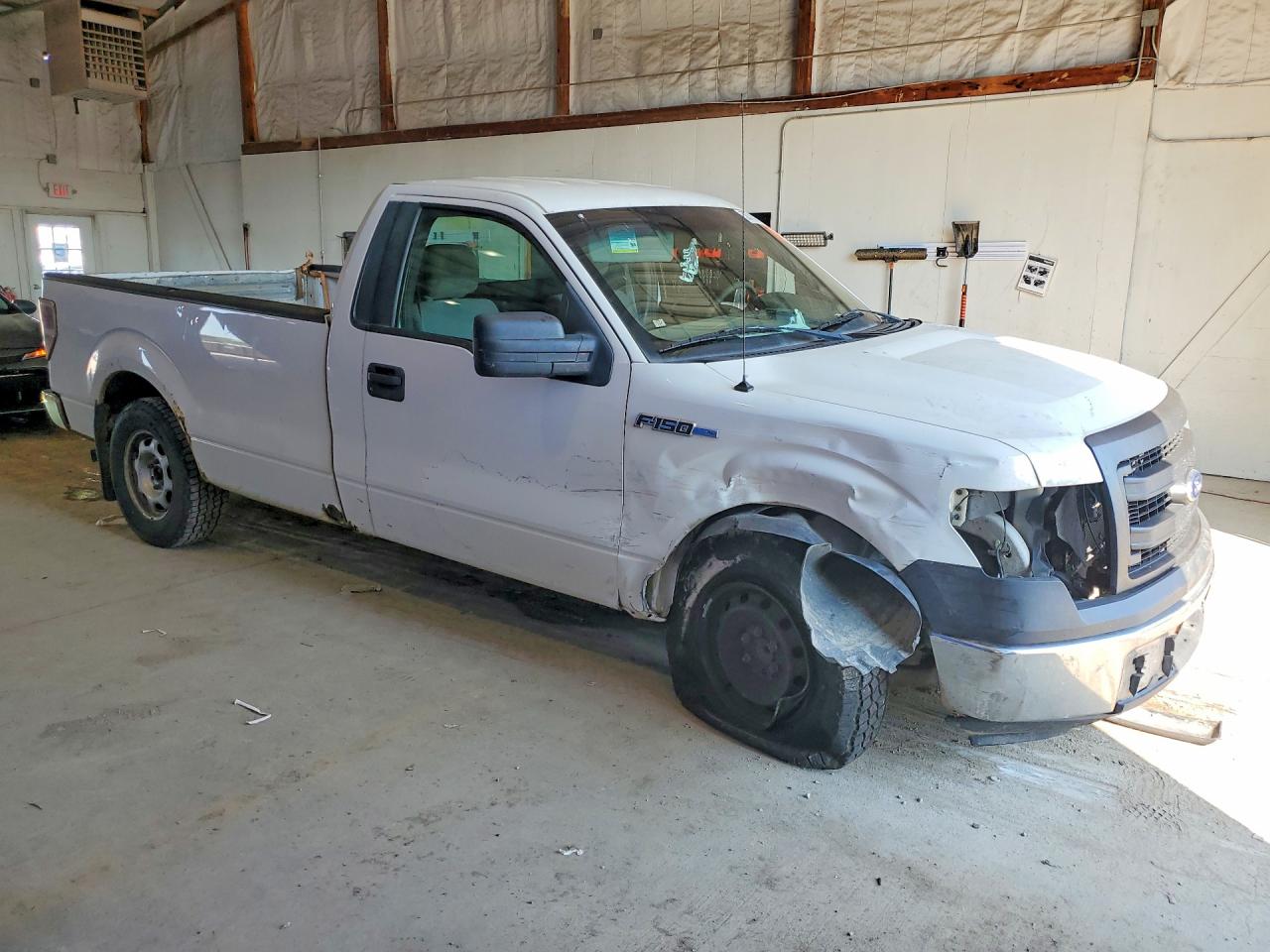 2013 Ford F-150 Xl White vin: 1FTMF1CM4DKF38893