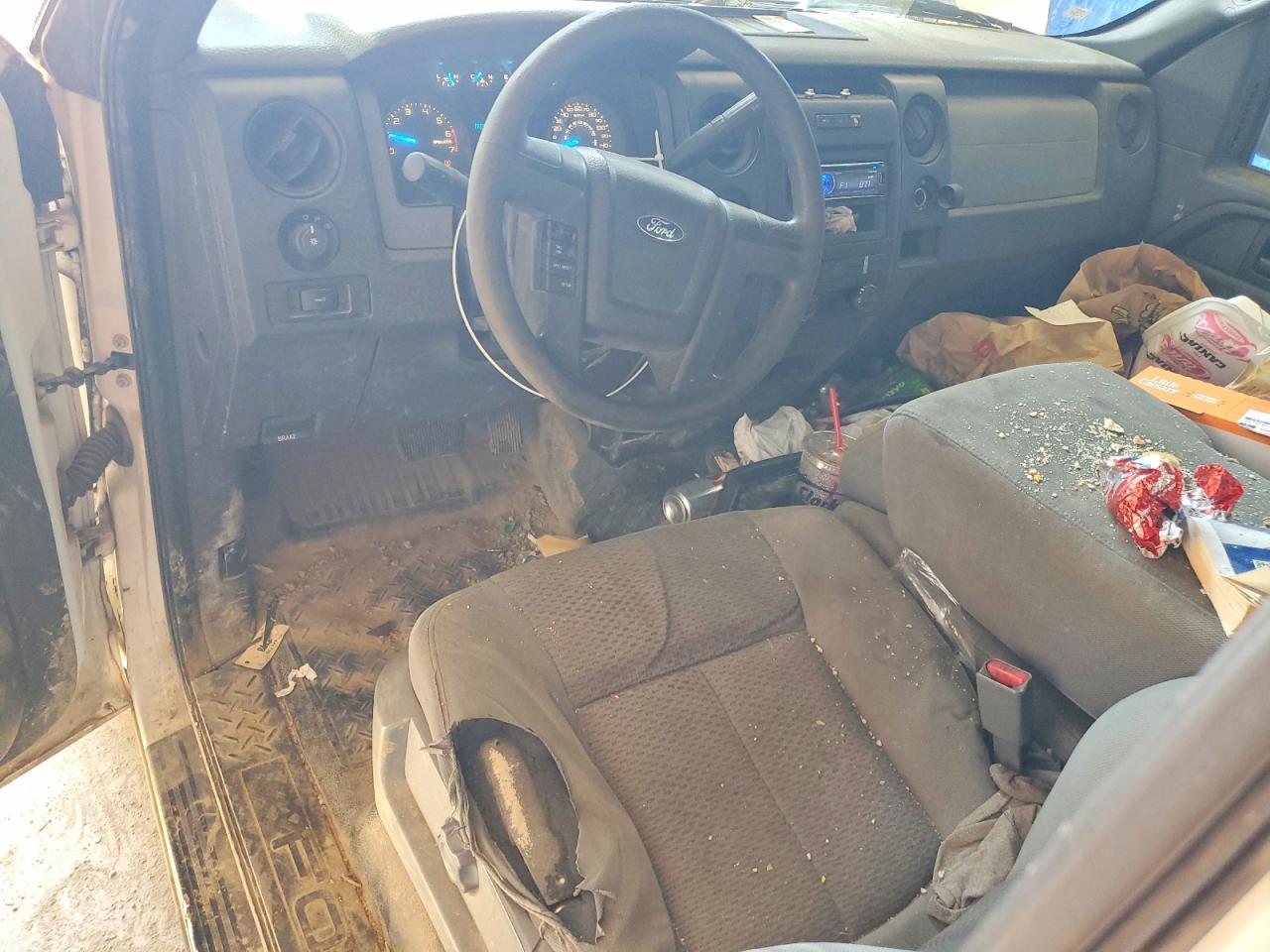 2013 Ford F-150 Xl White vin: 1FTMF1CM4DKF38893