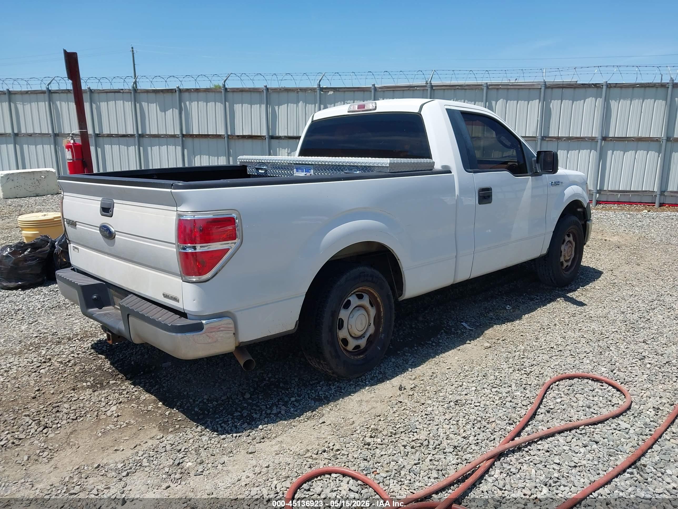 2014 Ford F-150 Xl White vin: 1FTMF1CM4EFA67581