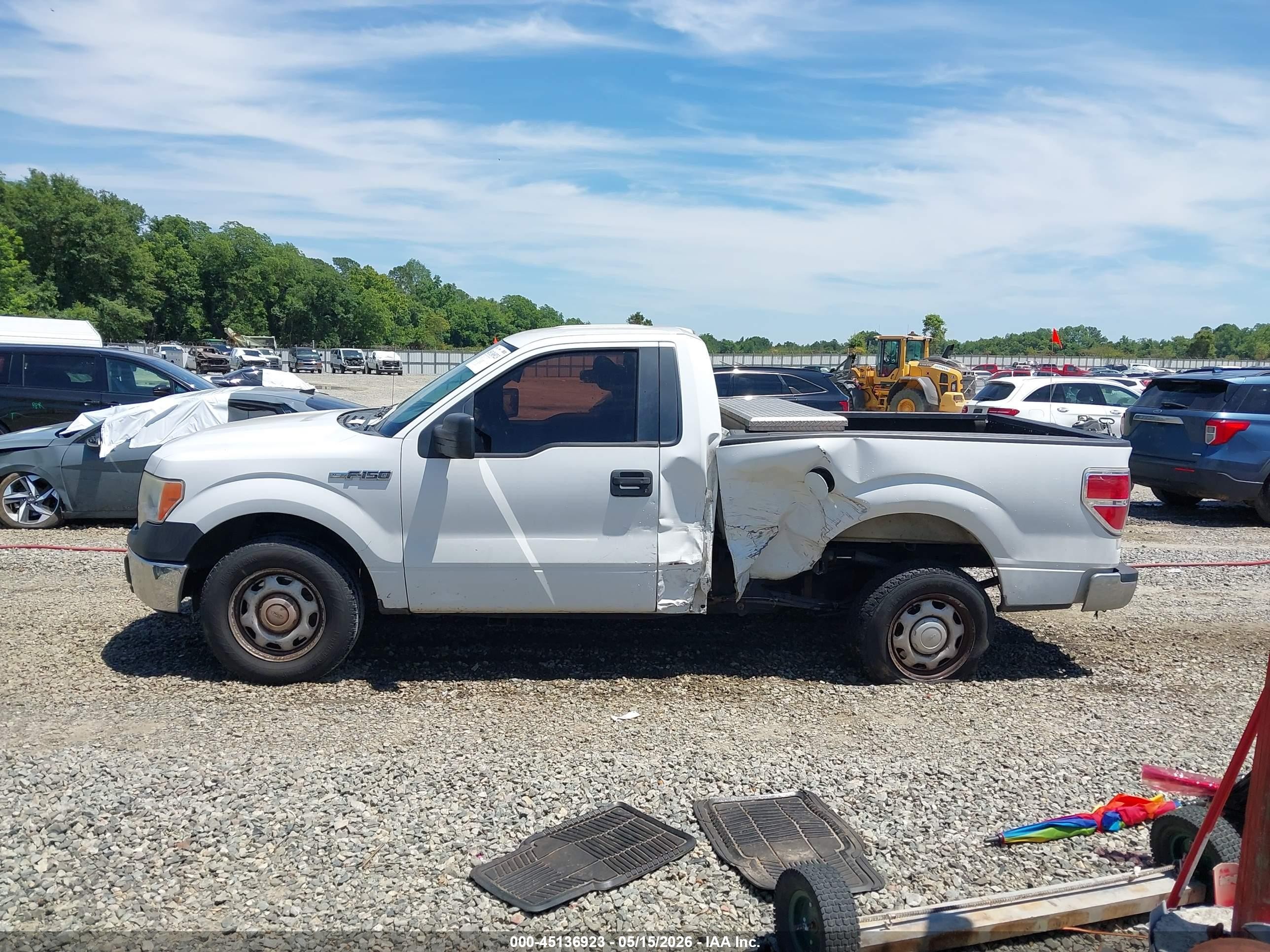 2014 Ford F-150 Xl White vin: 1FTMF1CM4EFA67581