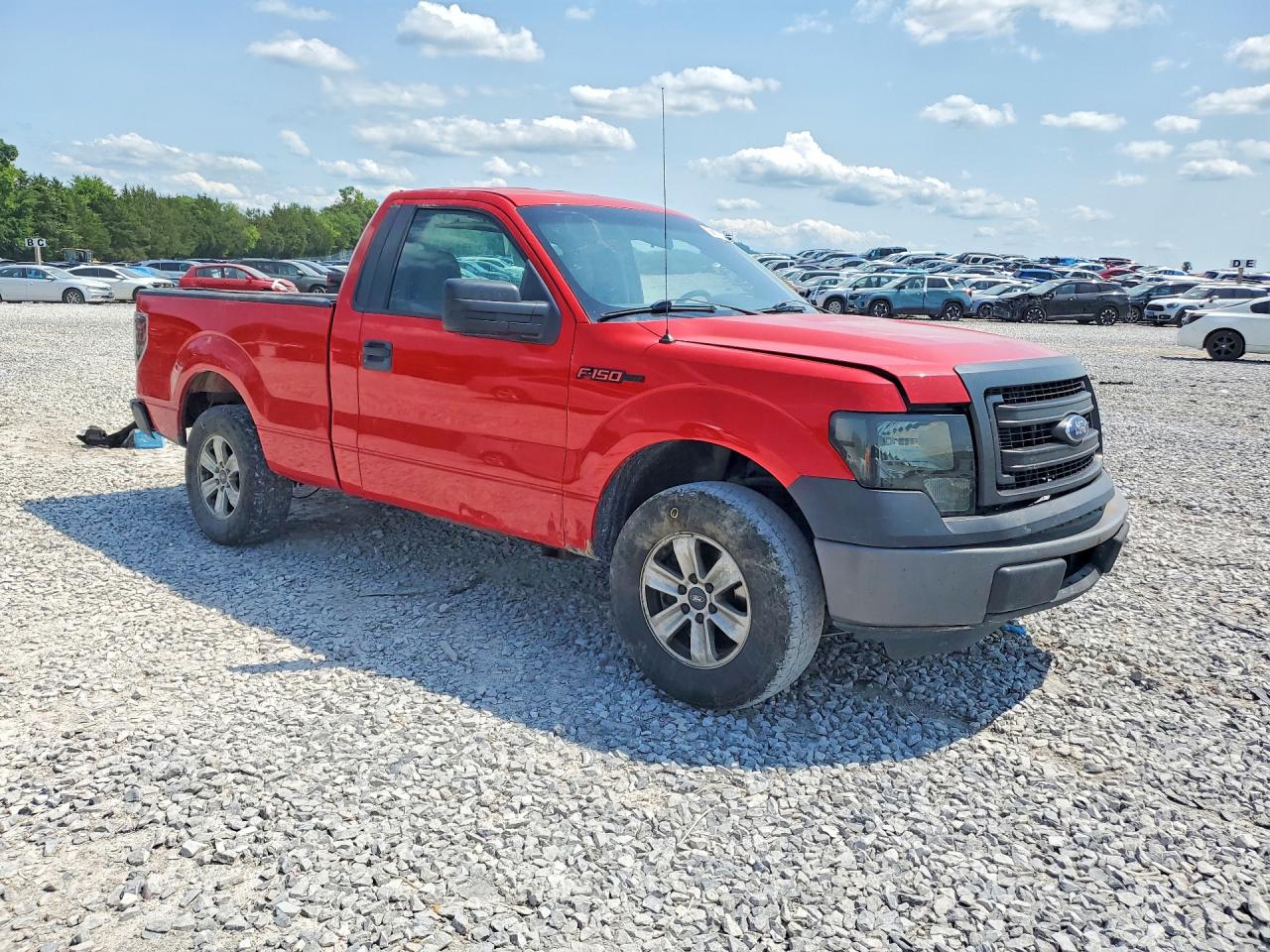2014 Ford F150 Красный vin: 1FTMF1CM4EKD42762