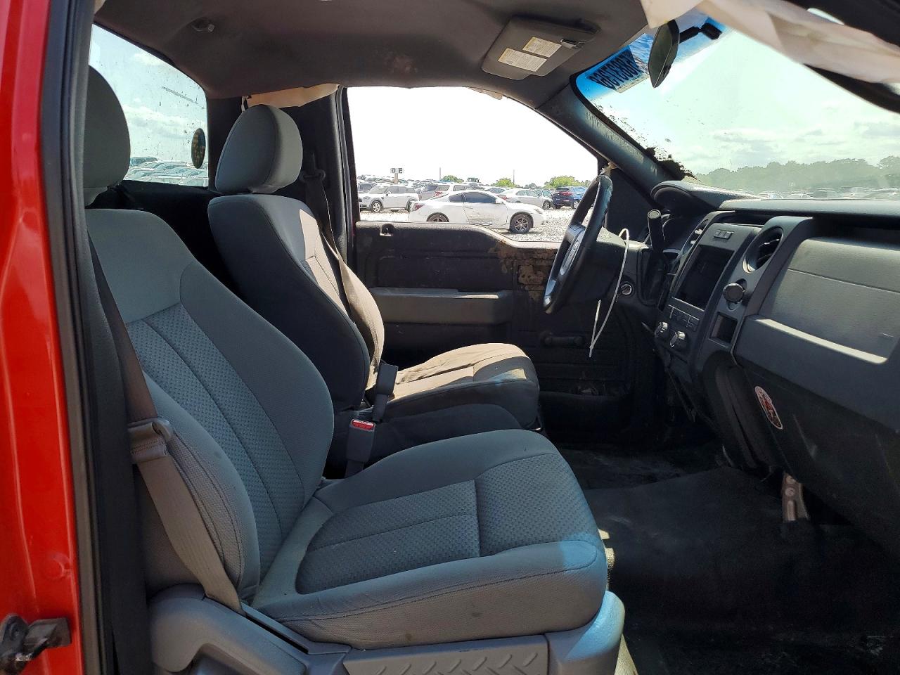 2014 Ford F150 Красный vin: 1FTMF1CM4EKD42762
