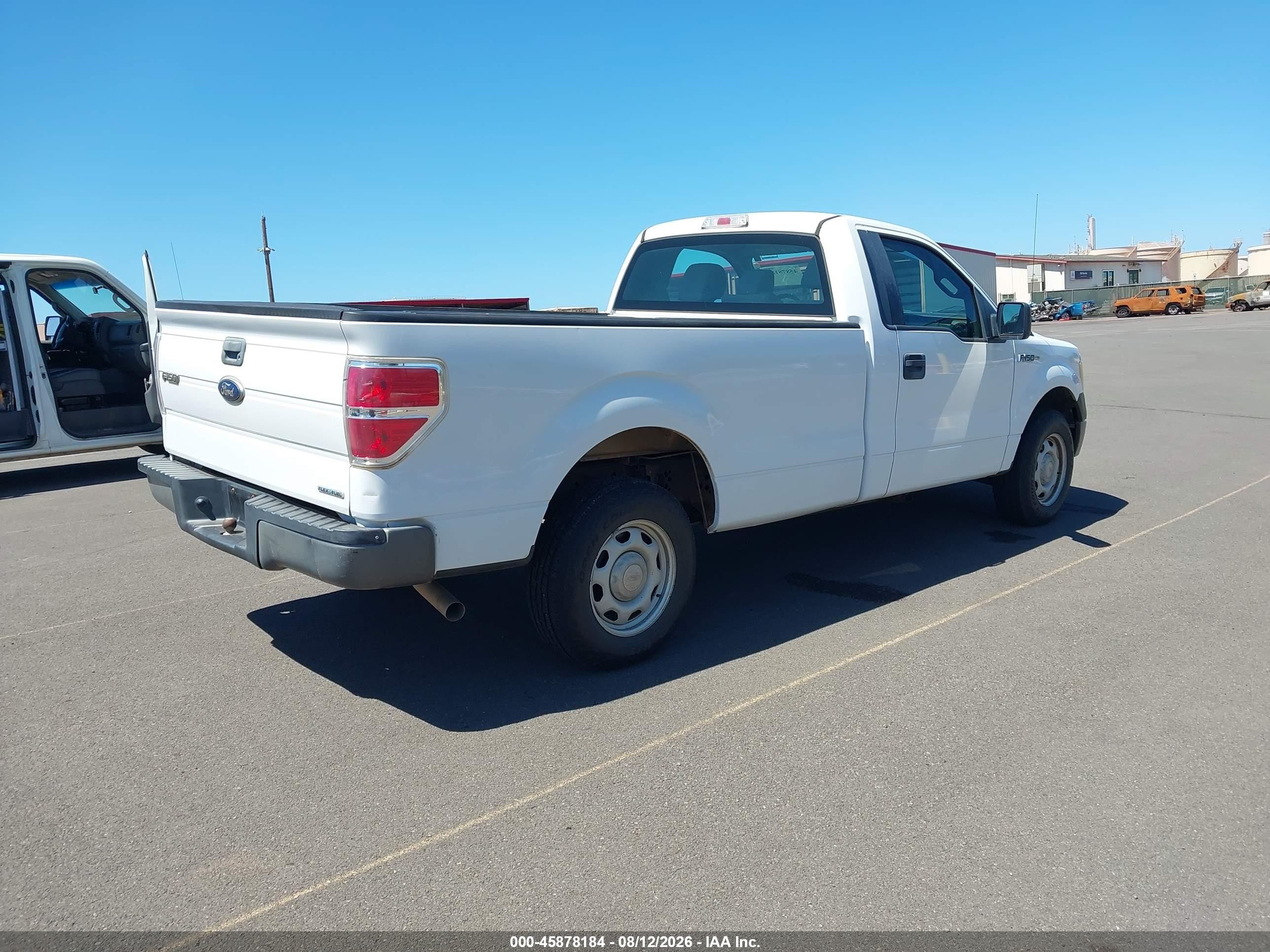 2014 Ford F-150 Xl White vin: 1FTMF1CM4EKE66479