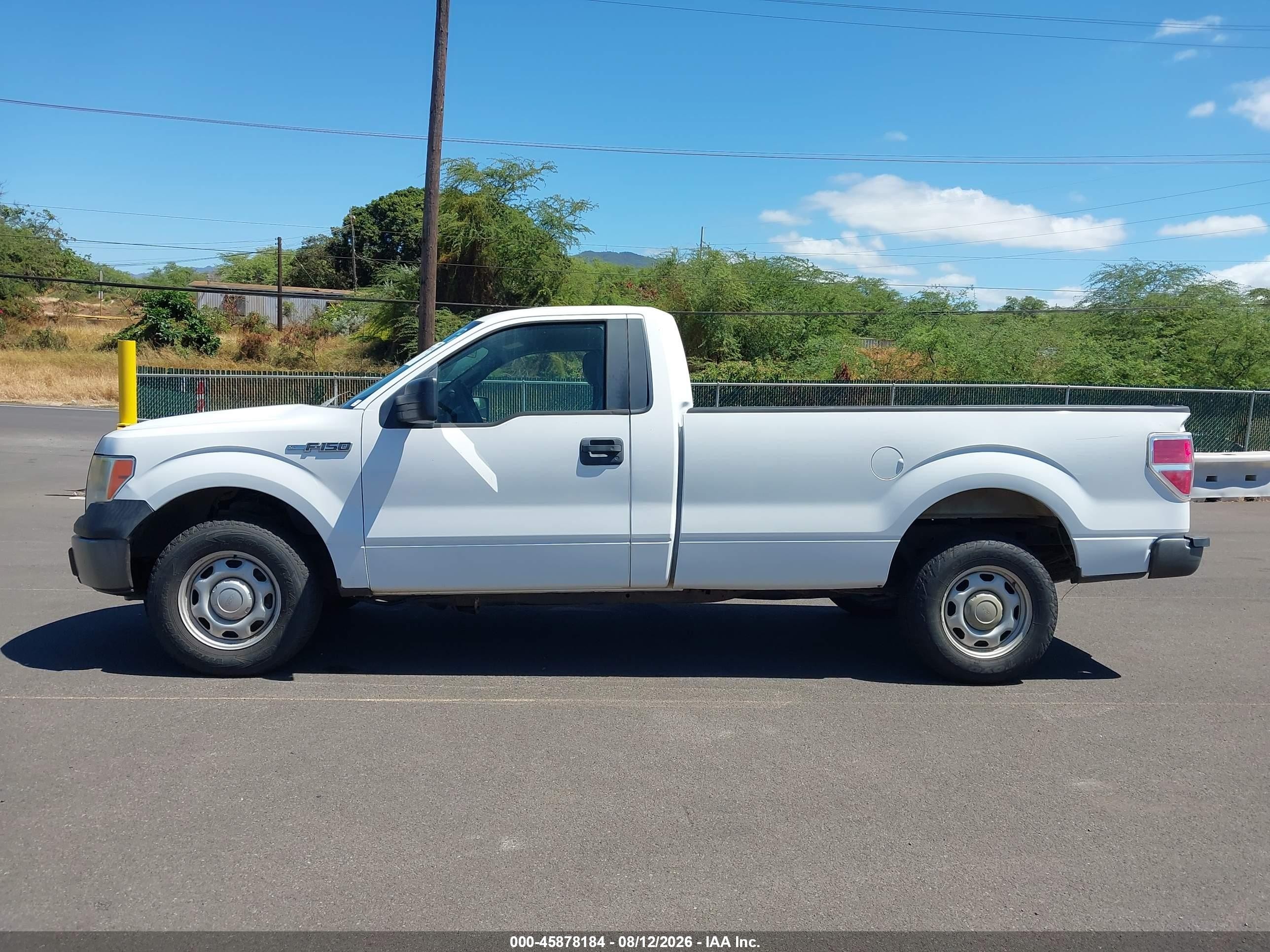 2014 Ford F-150 Xl White vin: 1FTMF1CM4EKE66479