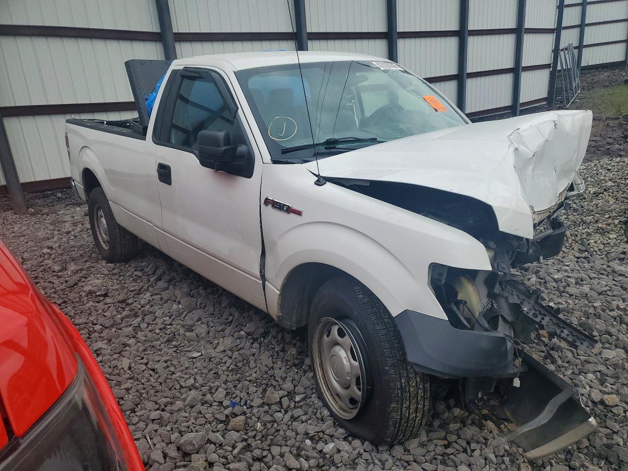 2011 Ford F150 Белый vin: 1FTMF1CM5BKD30163