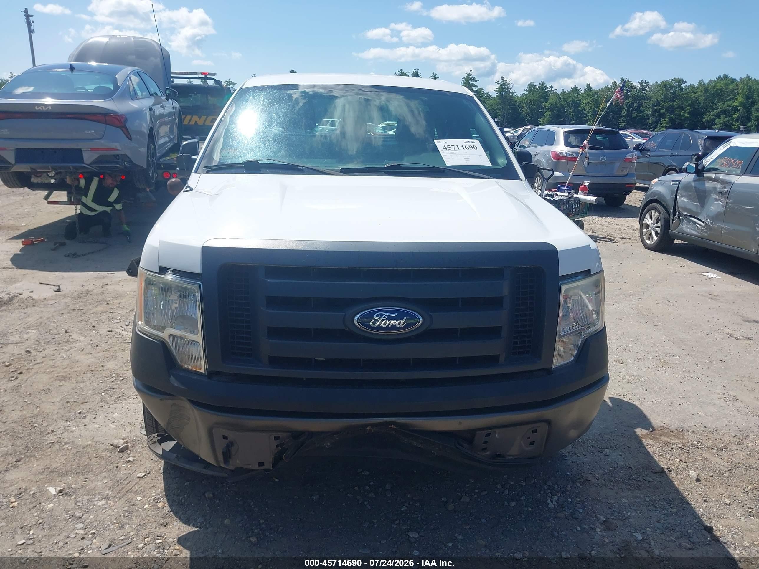 2011 Ford F-150 Xl White vin: 1FTMF1CM5BKD33175