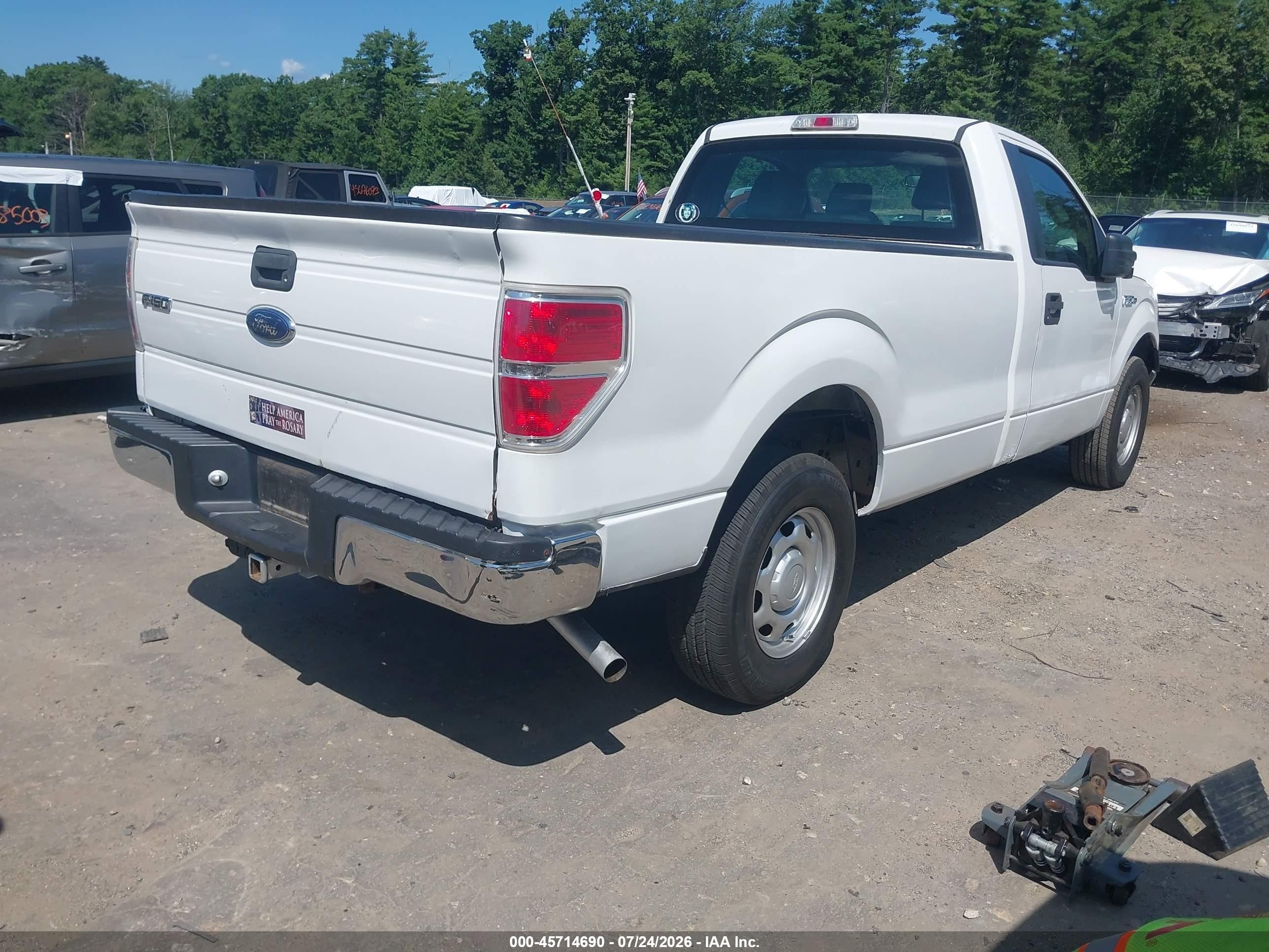 2011 Ford F-150 Xl White vin: 1FTMF1CM5BKD33175