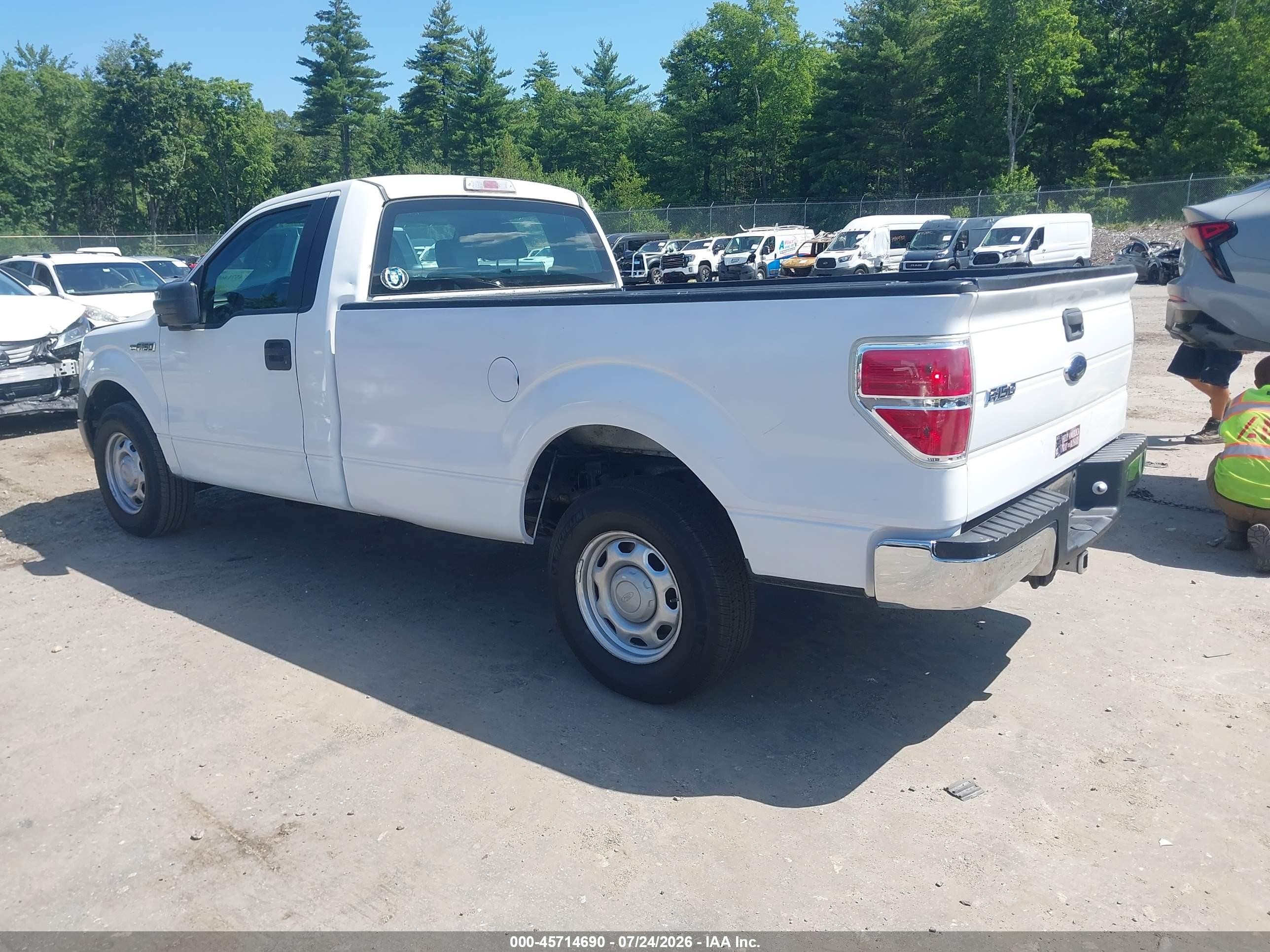 2011 Ford F-150 Xl White vin: 1FTMF1CM5BKD33175