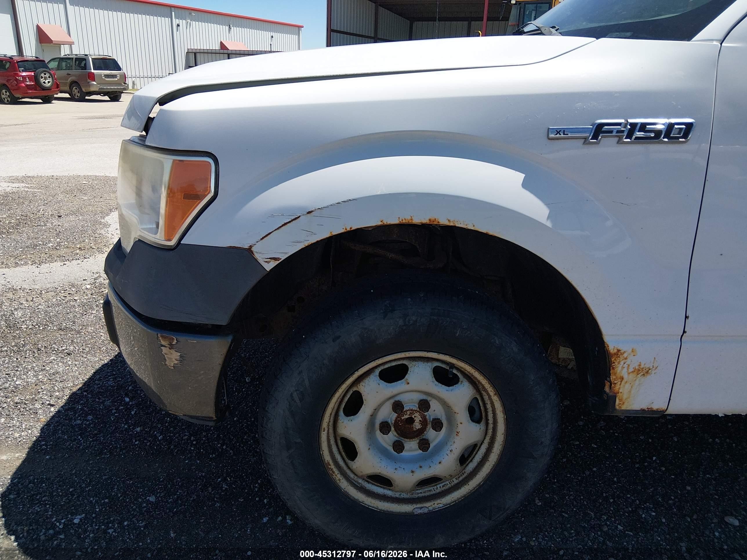 2011 Ford F-150 Xl Белый vin: 1FTMF1CM5BKD34648