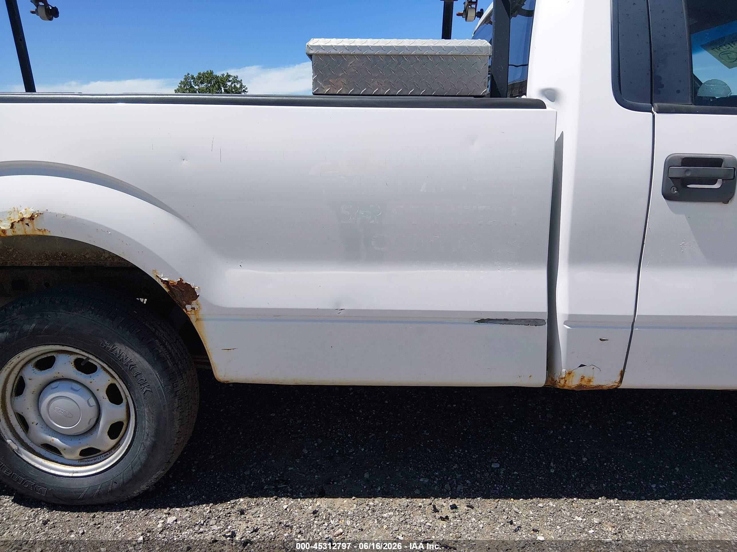 2011 Ford F-150 Xl Белый vin: 1FTMF1CM5BKD34648