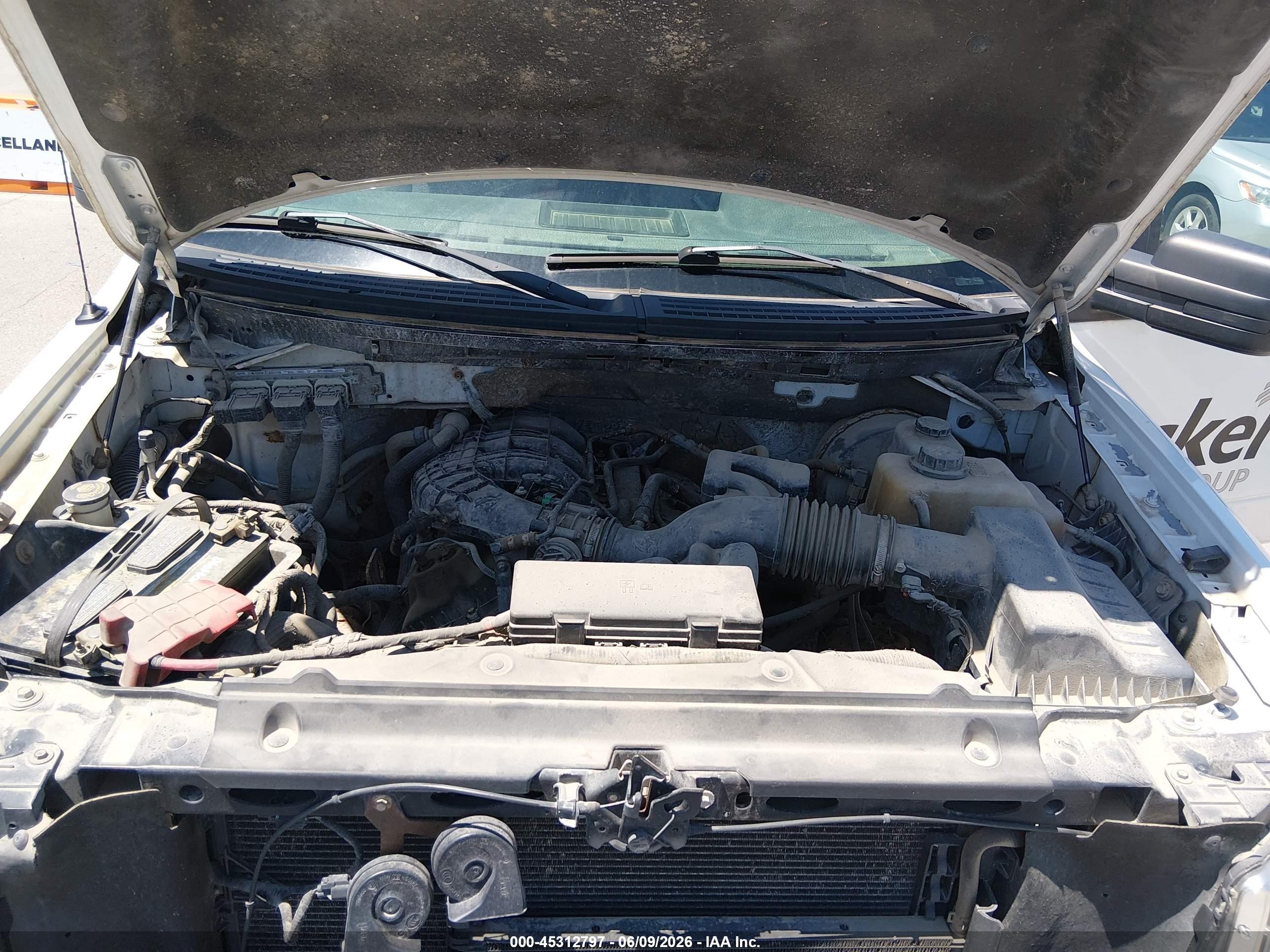 2011 Ford F-150 Xl Белый vin: 1FTMF1CM5BKD34648