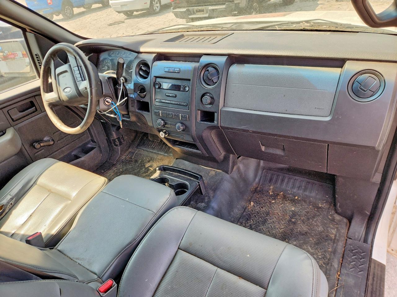 2011 Ford F150 White vin: 1FTMF1CM5BKD84708