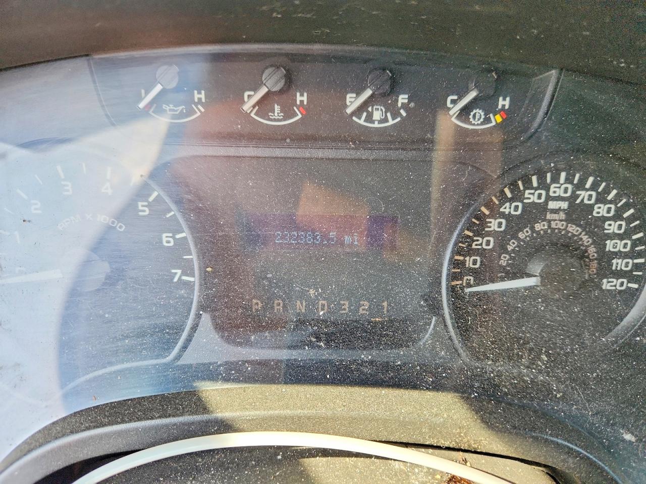 2011 Ford F150 White vin: 1FTMF1CM5BKD84708