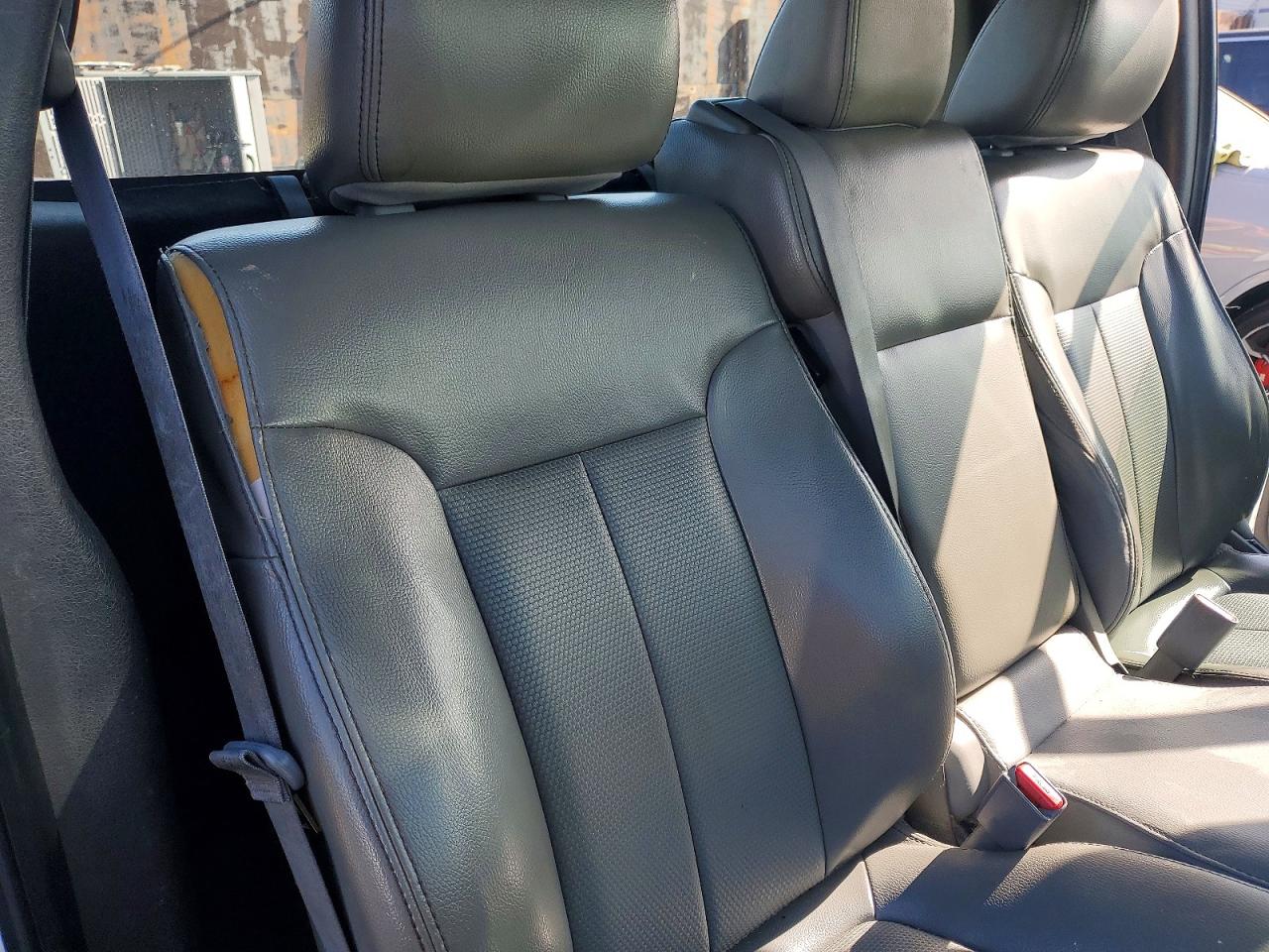 2012 Ford F150 Белый vin: 1FTMF1CM5CKD66002