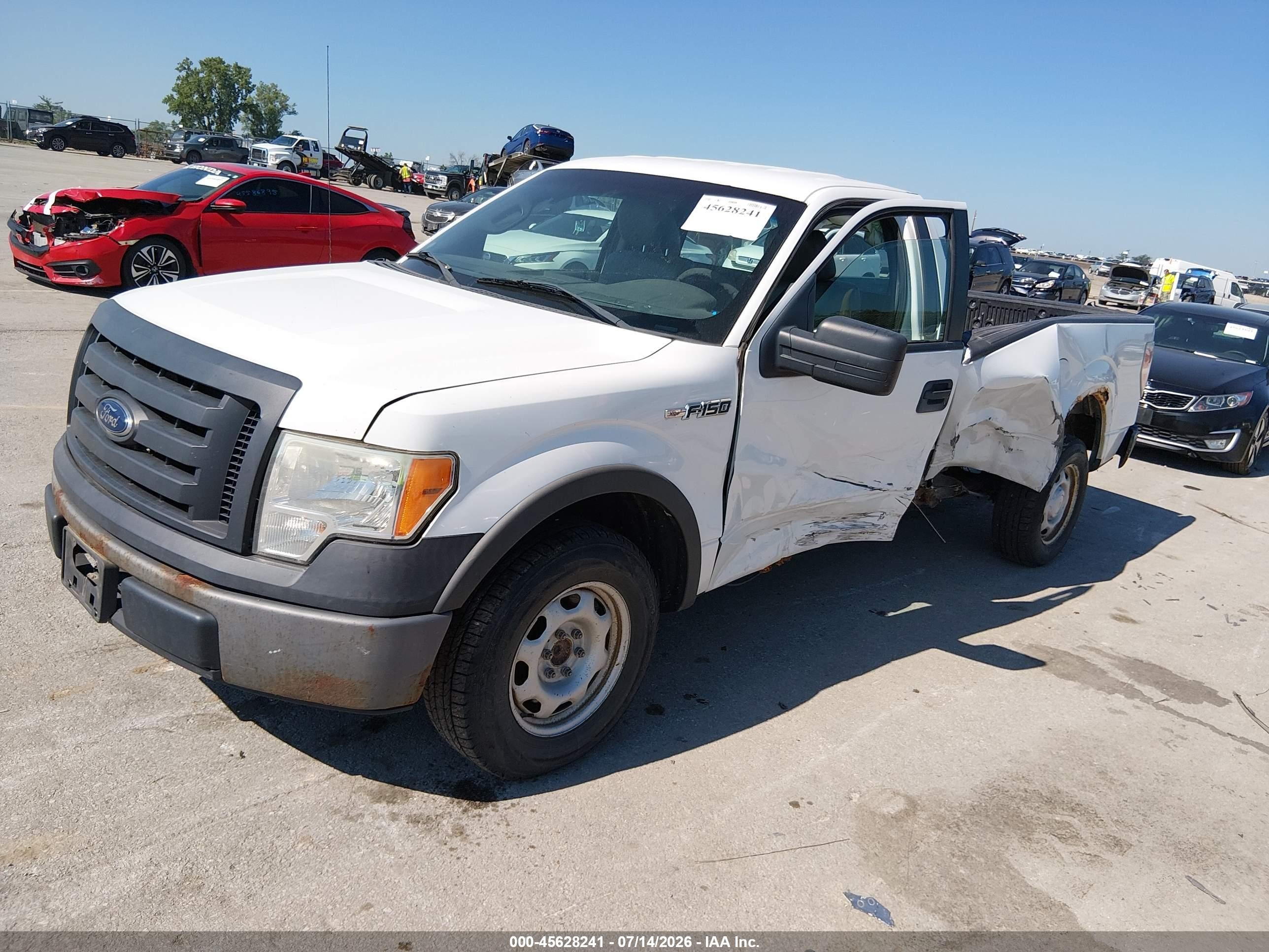 2012 Ford F-150 Xl Белый vin: 1FTMF1CM5CKE40227