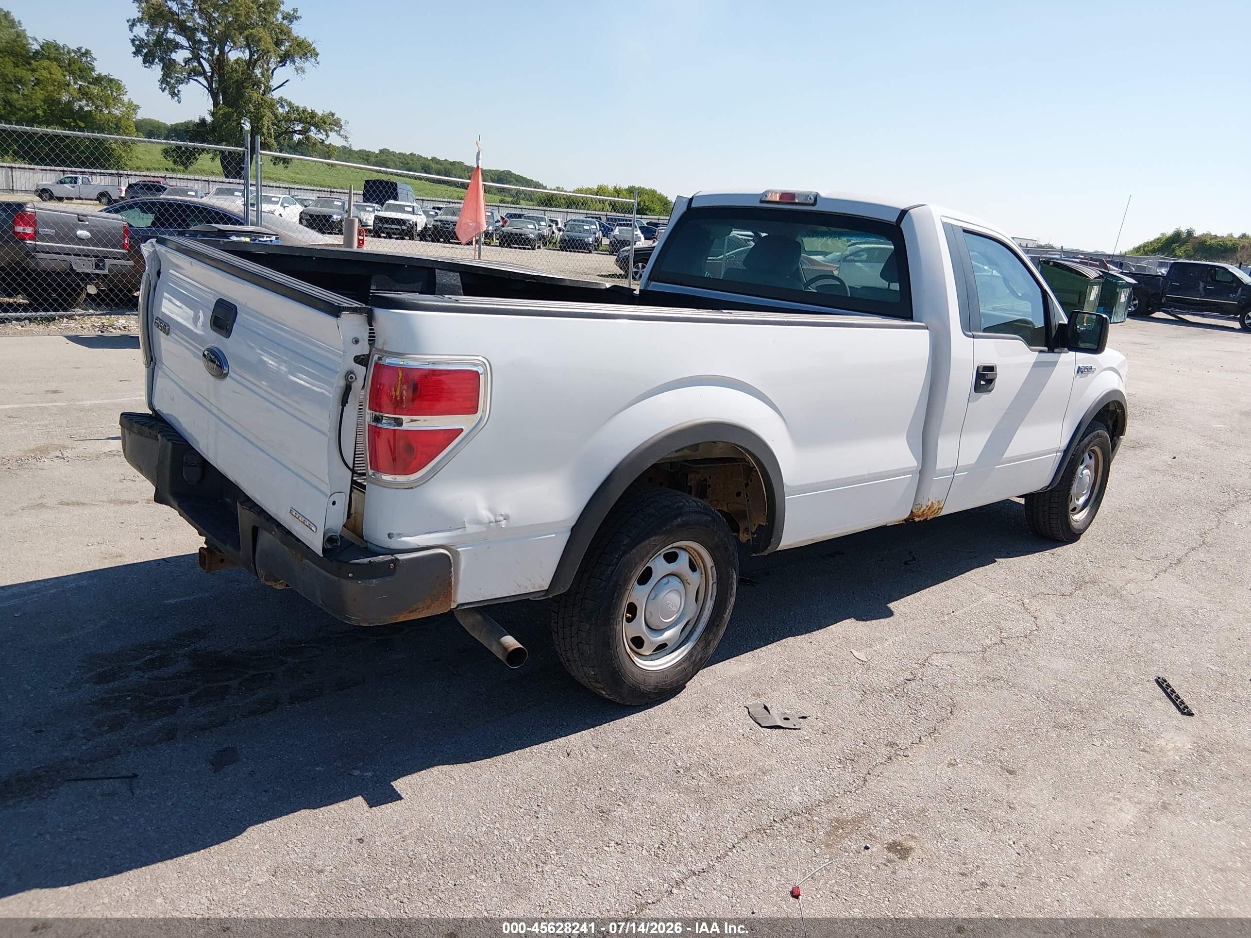 2012 Ford F-150 Xl Белый vin: 1FTMF1CM5CKE40227