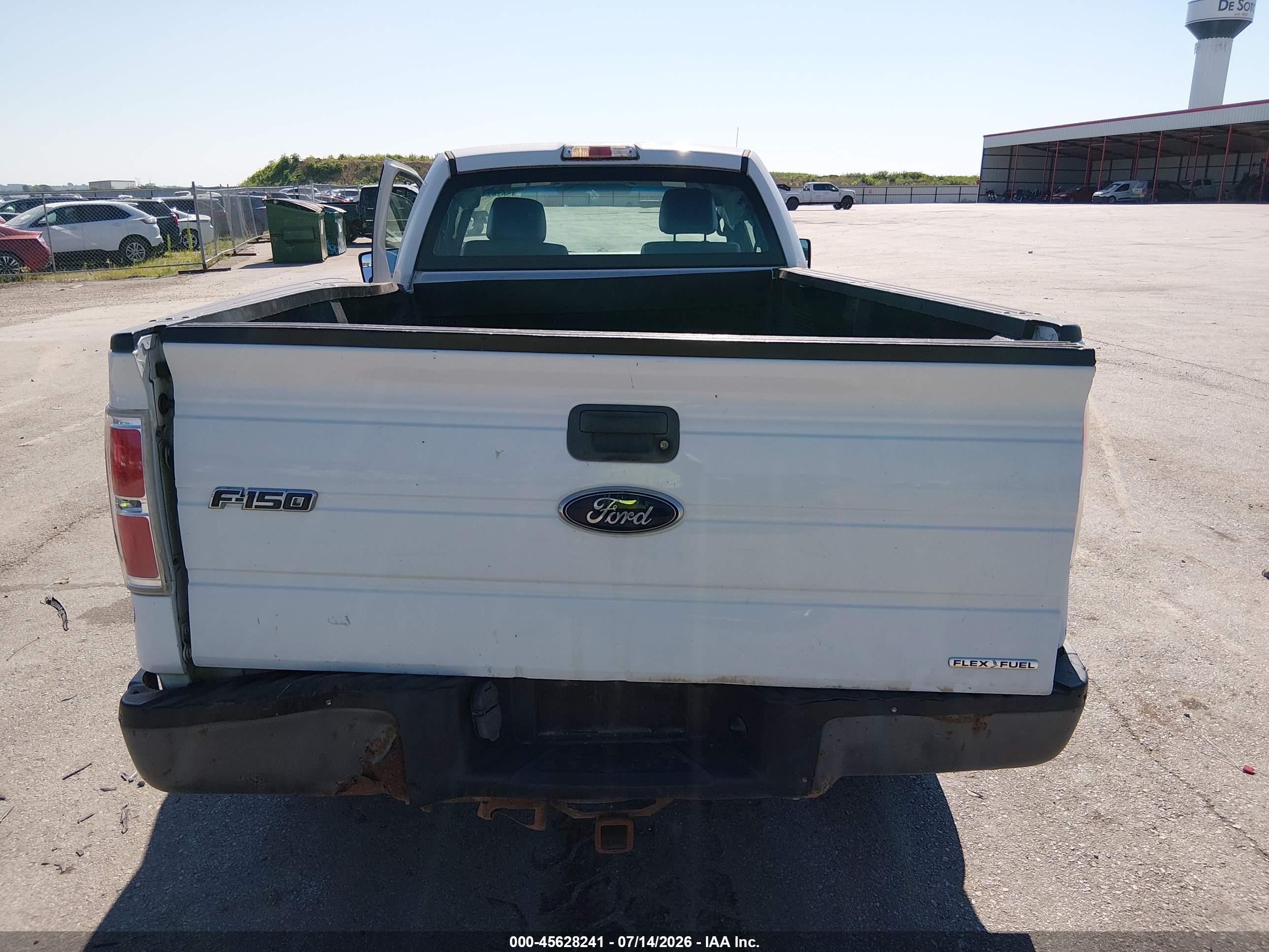 2012 Ford F-150 Xl Белый vin: 1FTMF1CM5CKE40227