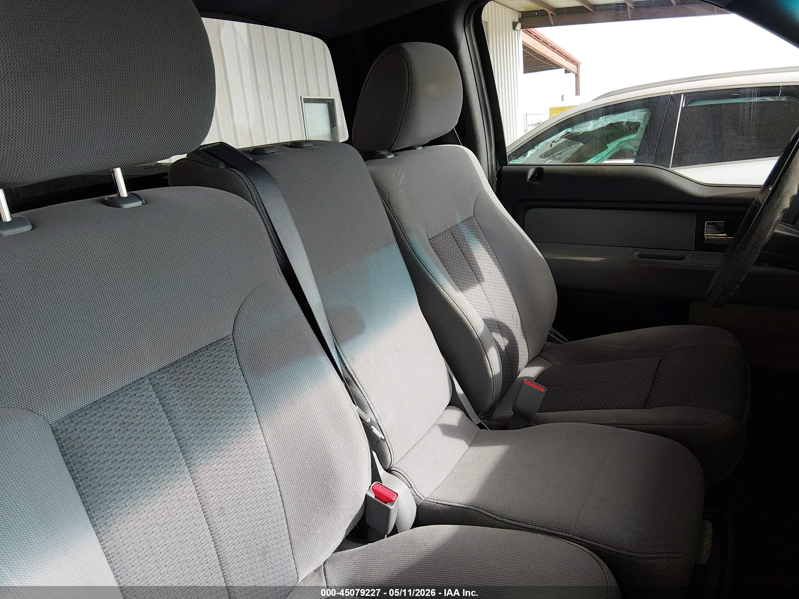 2013 Ford F-150 Xl Black vin: 1FTMF1CM5DFE02412
