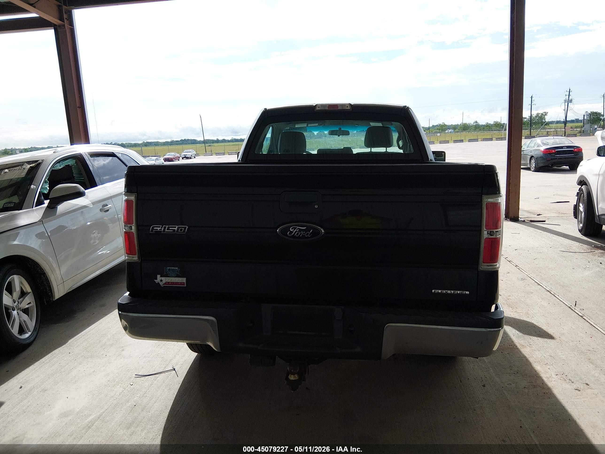 2013 Ford F-150 Xl Black vin: 1FTMF1CM5DFE02412