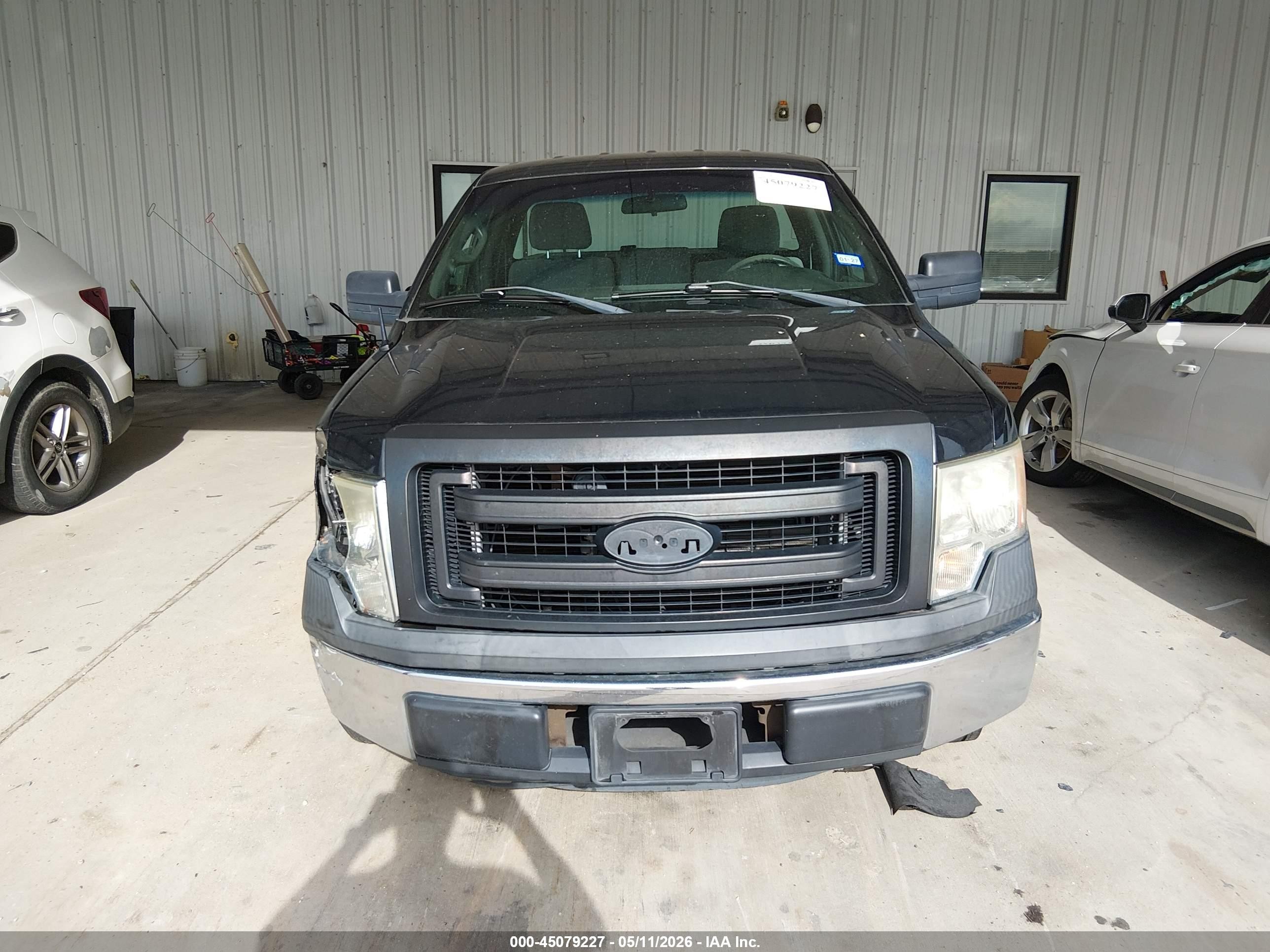 2013 Ford F-150 Xl Black vin: 1FTMF1CM5DFE02412