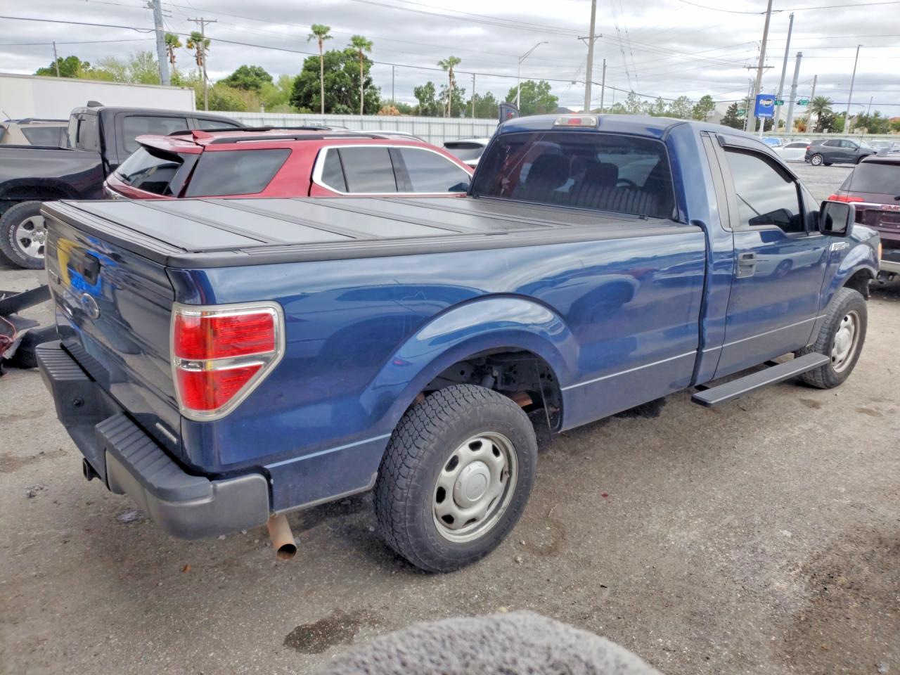 2013 Ford F150 Blue vin: 1FTMF1CM5DKD31574