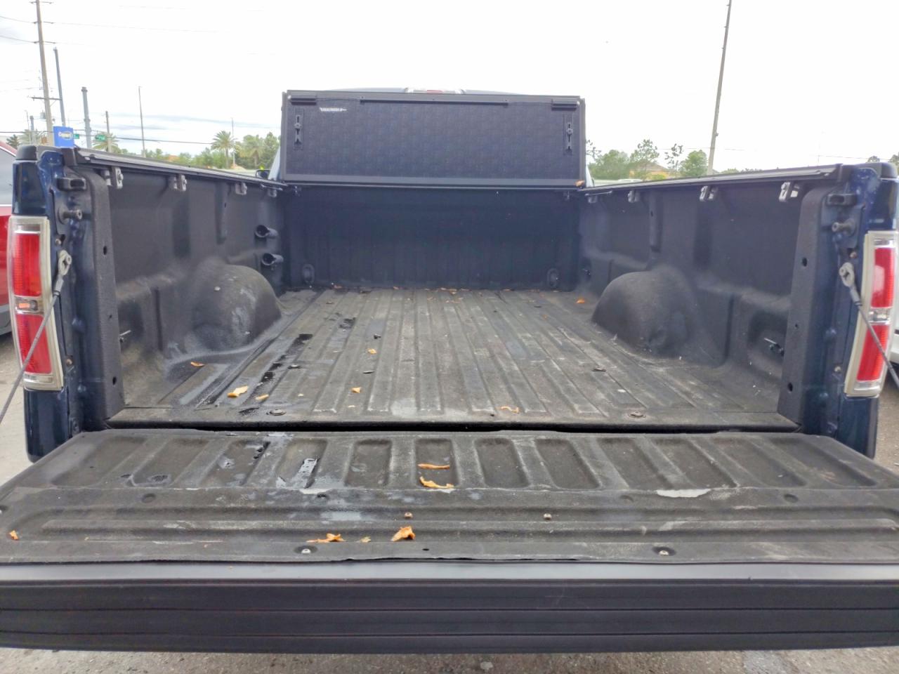 2013 Ford F150 Blue vin: 1FTMF1CM5DKD31574
