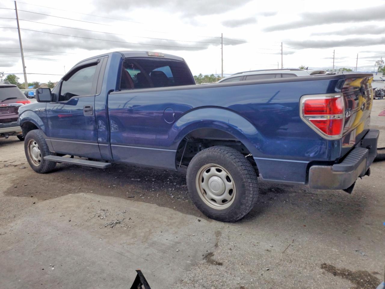 2013 Ford F150 Blue vin: 1FTMF1CM5DKD31574