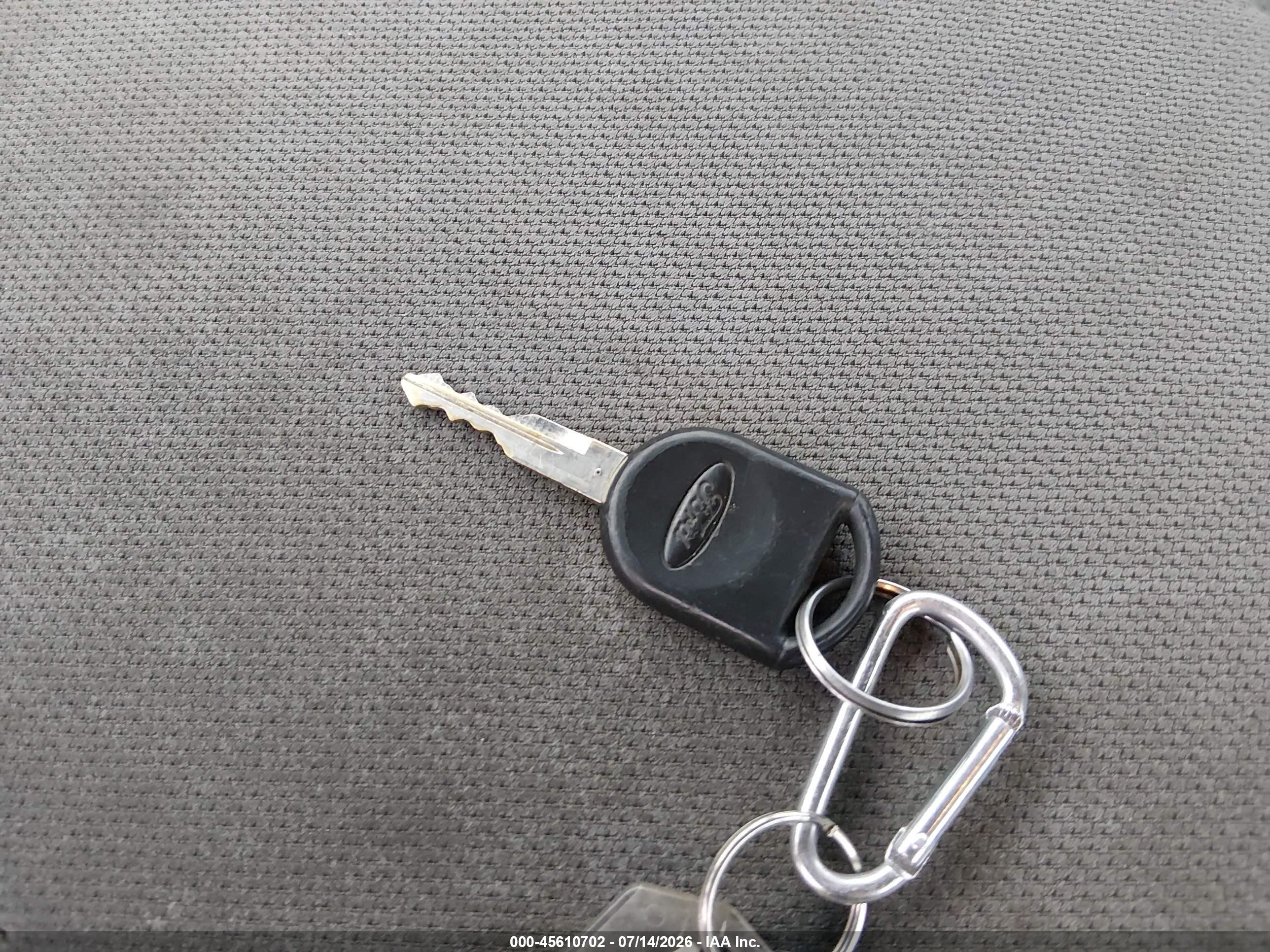 2013 Ford F-150 Xl Зеленый vin: 1FTMF1CM5DKF21844