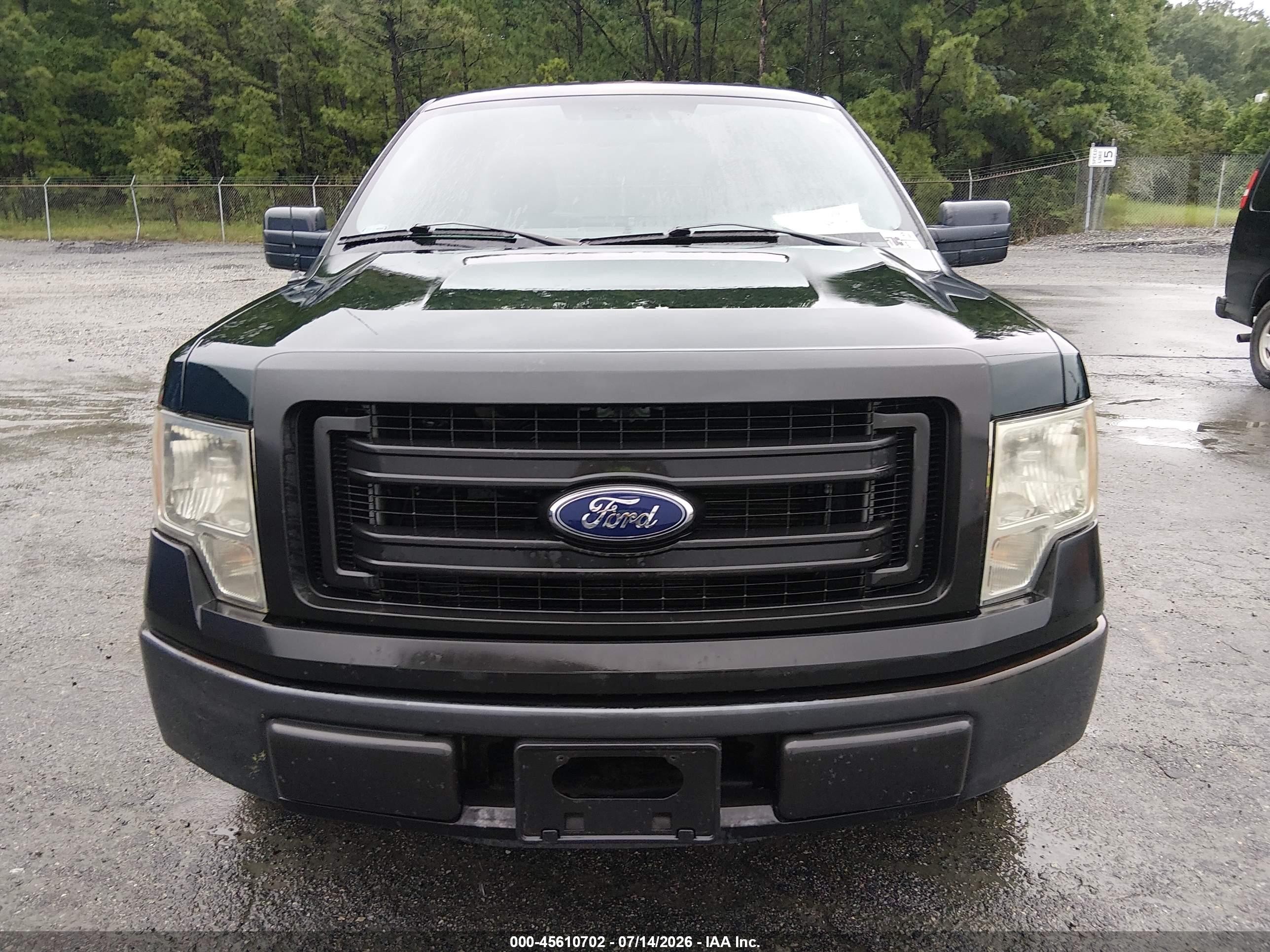 2013 Ford F-150 Xl Зеленый vin: 1FTMF1CM5DKF21844